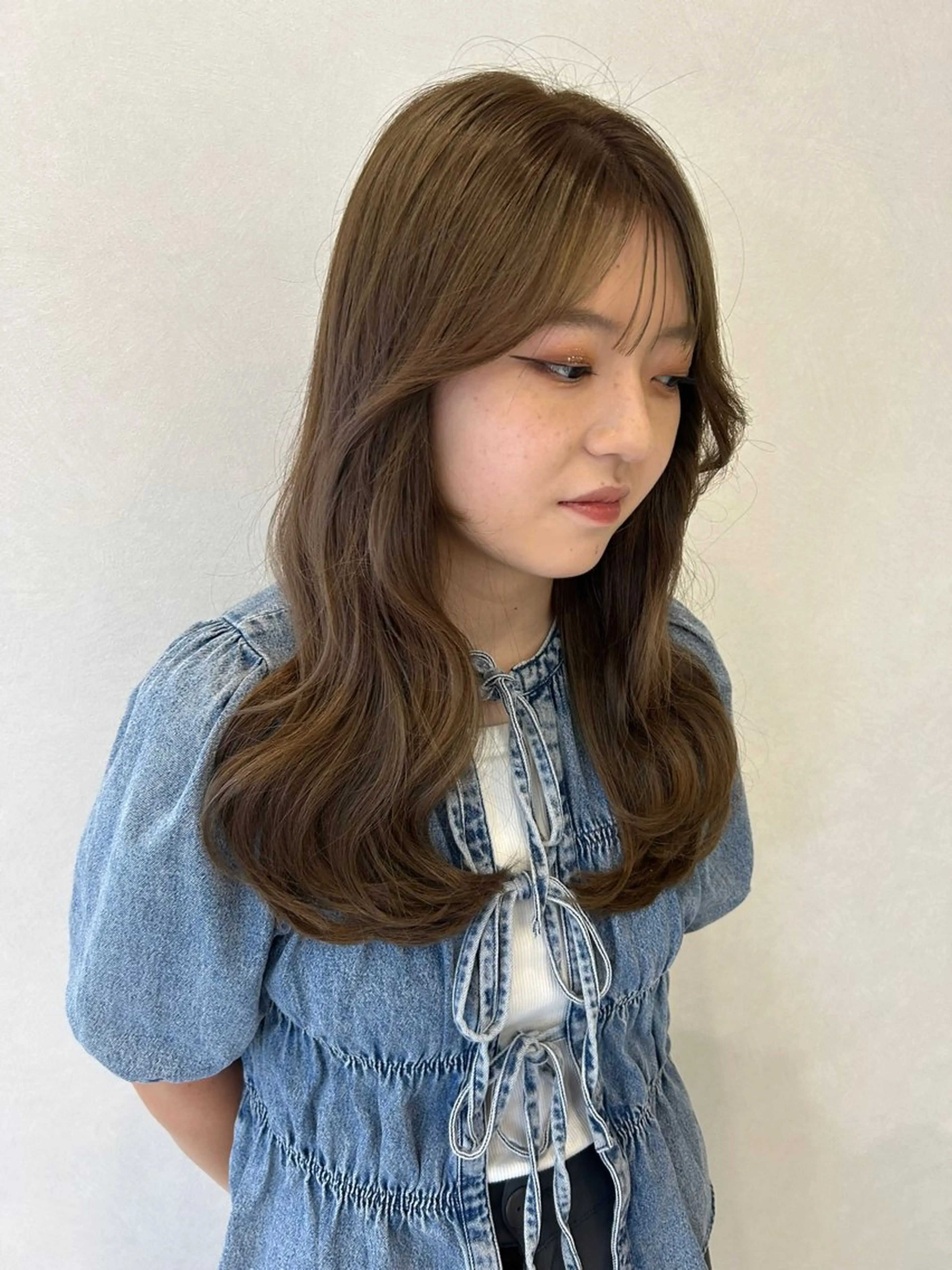 セミロング ヘアカラー 河崎 ブルーナちえみのヘアスタイル