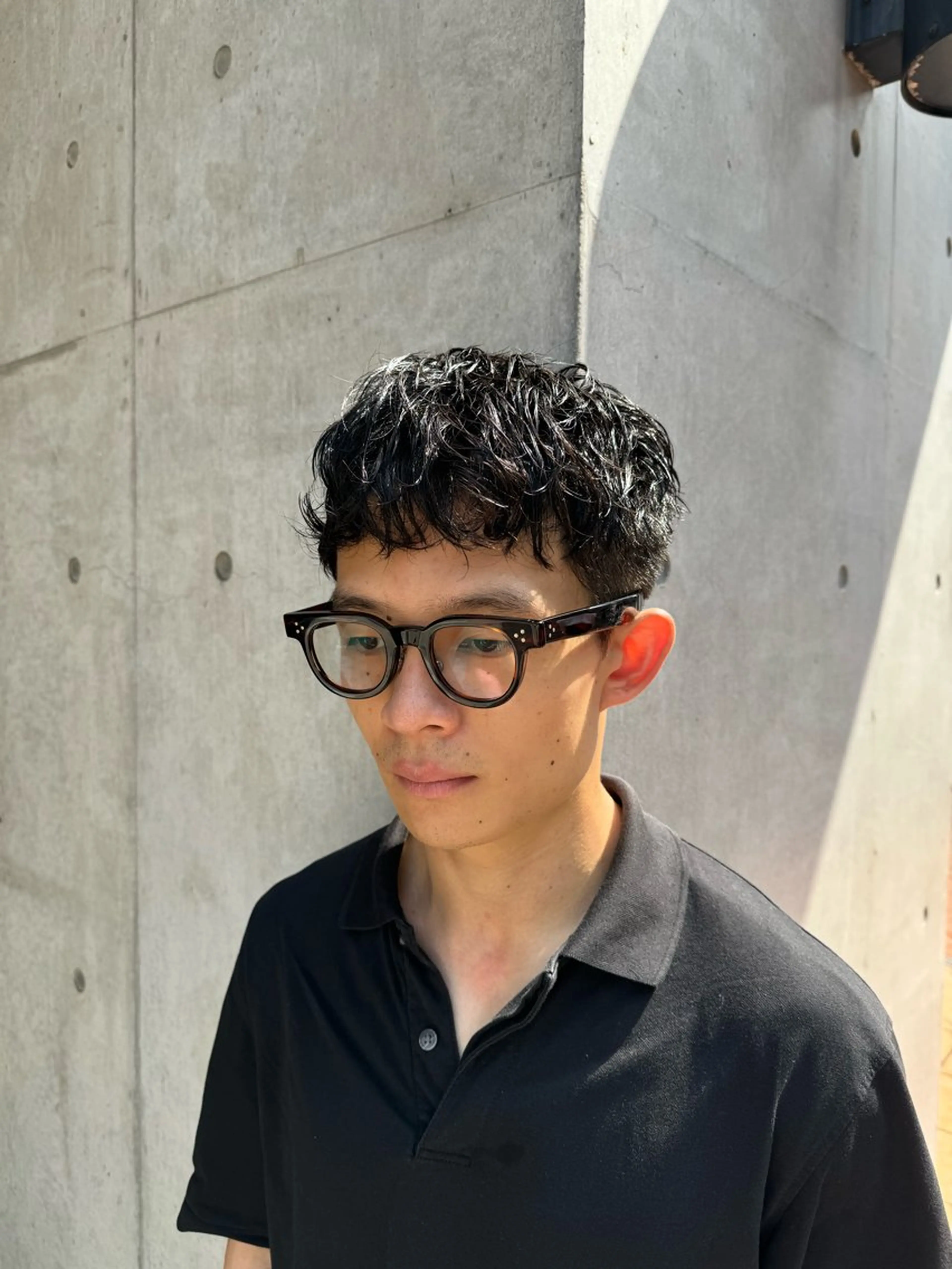 ショート パーマ メンズ 大阪梅田メンズサロン メンズパーマ荒川琢磨のヘアスタイル