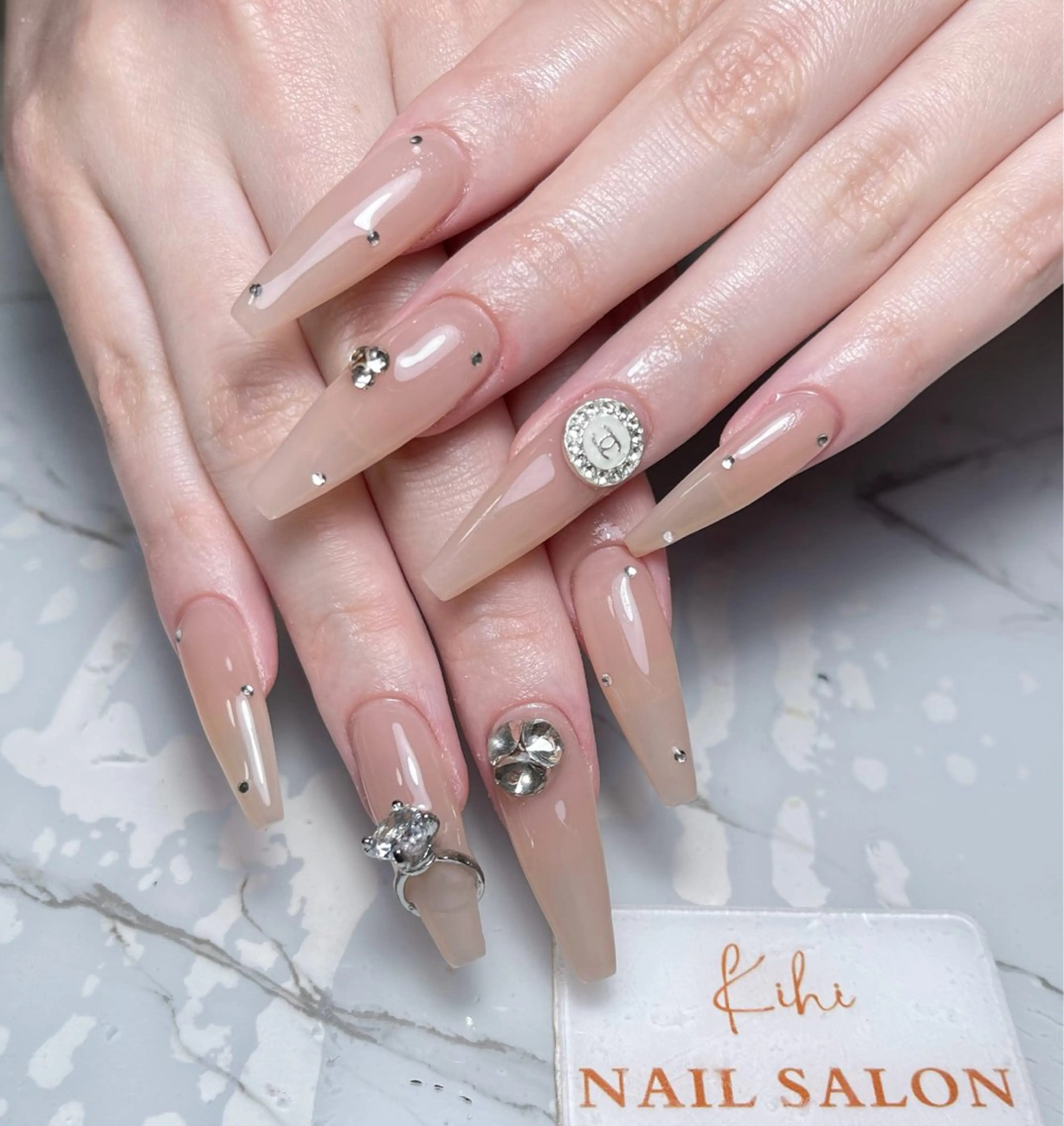 ネイル アートネイル フレンチネイル ジェルネイル グラデーション 韓国ネイル さくら💮💮 【オフ無料】のネイルデザイン