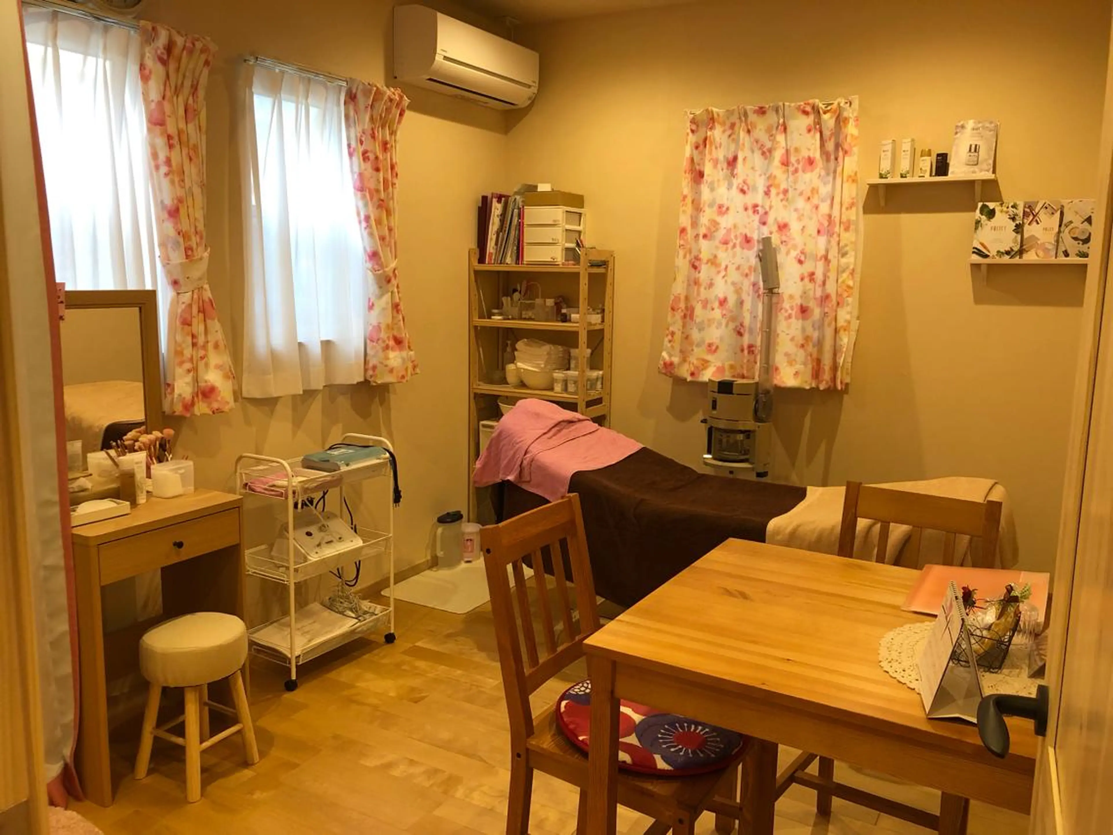 フェイシャルエステ écruのエステ・リラクイメージ