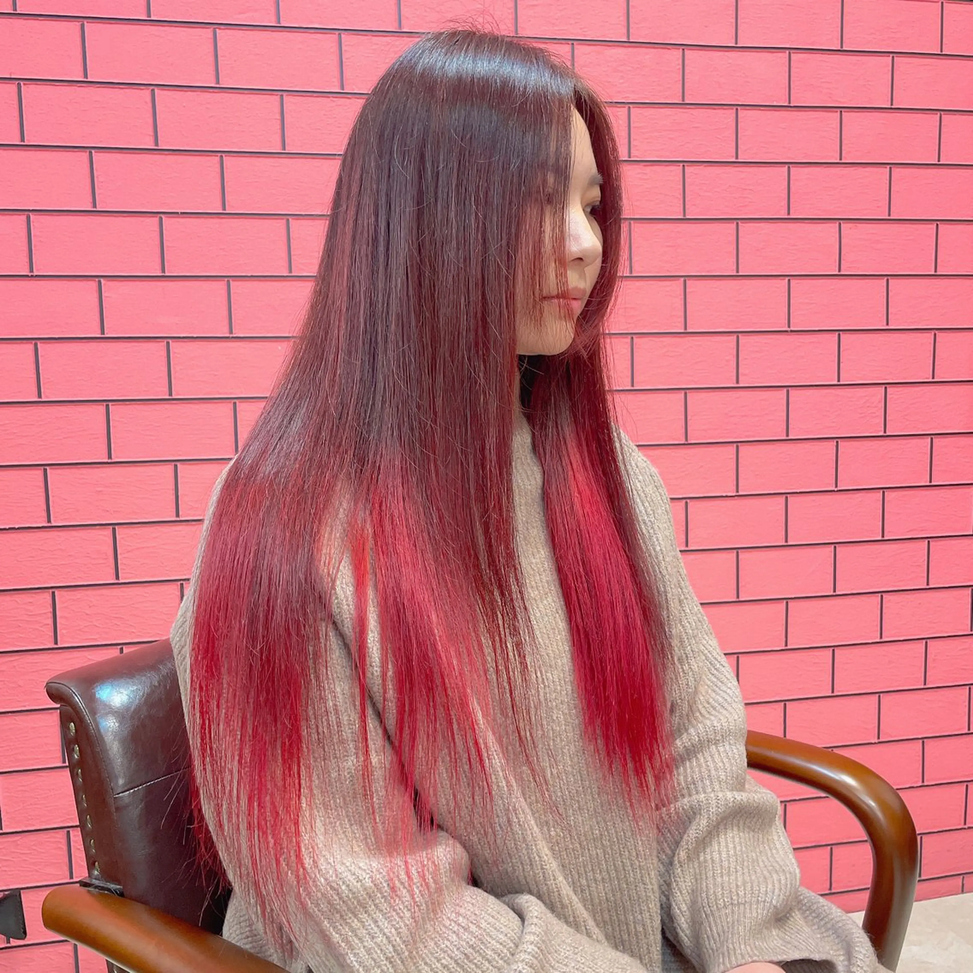 ロング カラー バレイヤージュ ブリーチ ケアブリーチ ダブルカラー イヤリングカラー ヘアカラー トリートメント デザインカラー 髪質改善Lilithのその他イメージ