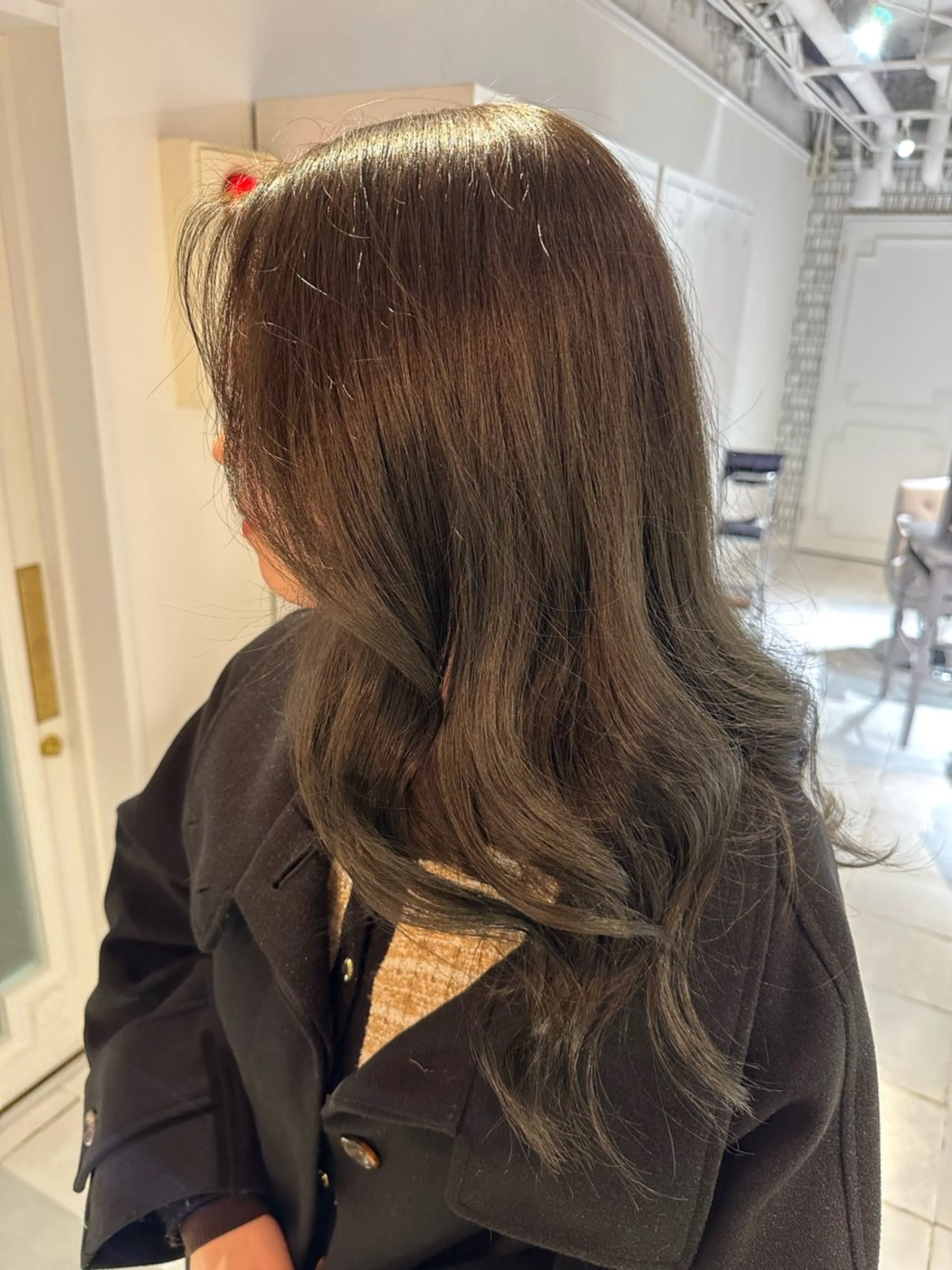 ロング カラー ベージュカラー 透明感カラー オリーブベージュ 北千住 髪質改善 カナのヘアスタイル