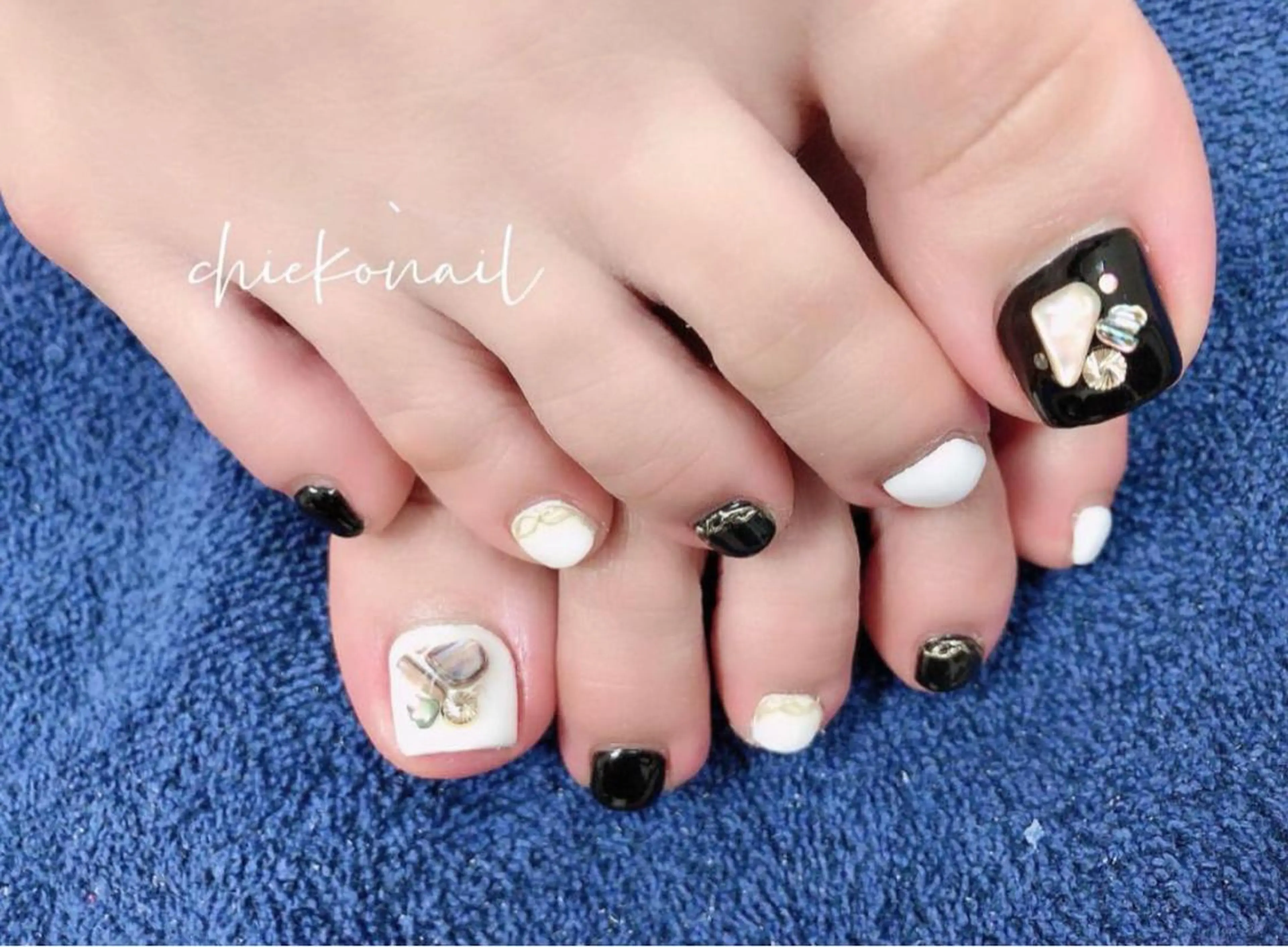 ネイル CHILL NAIL 読谷村のネイルデザイン