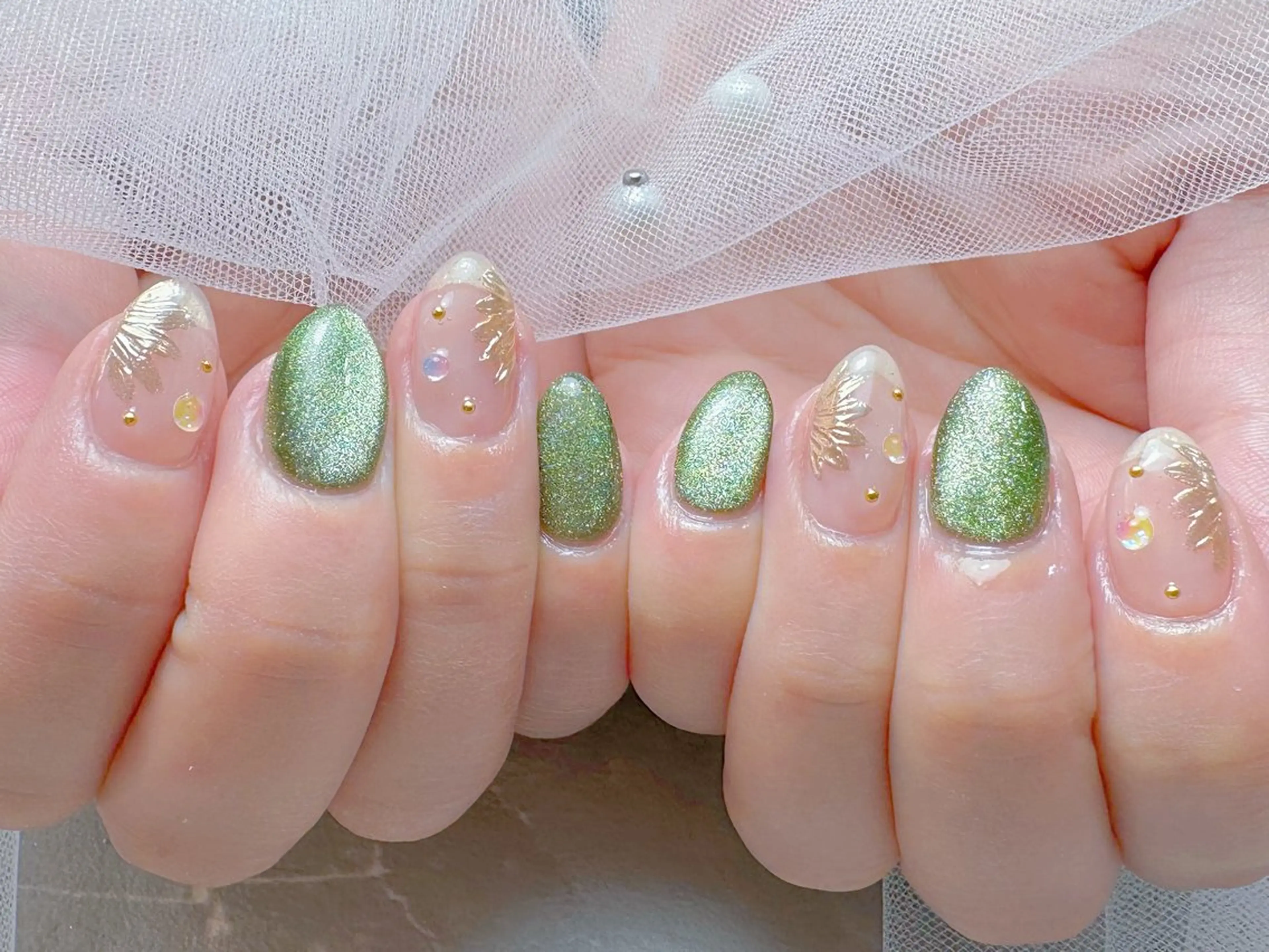 ネイル ハンドネイル マジック ミラーのネイルデザイン