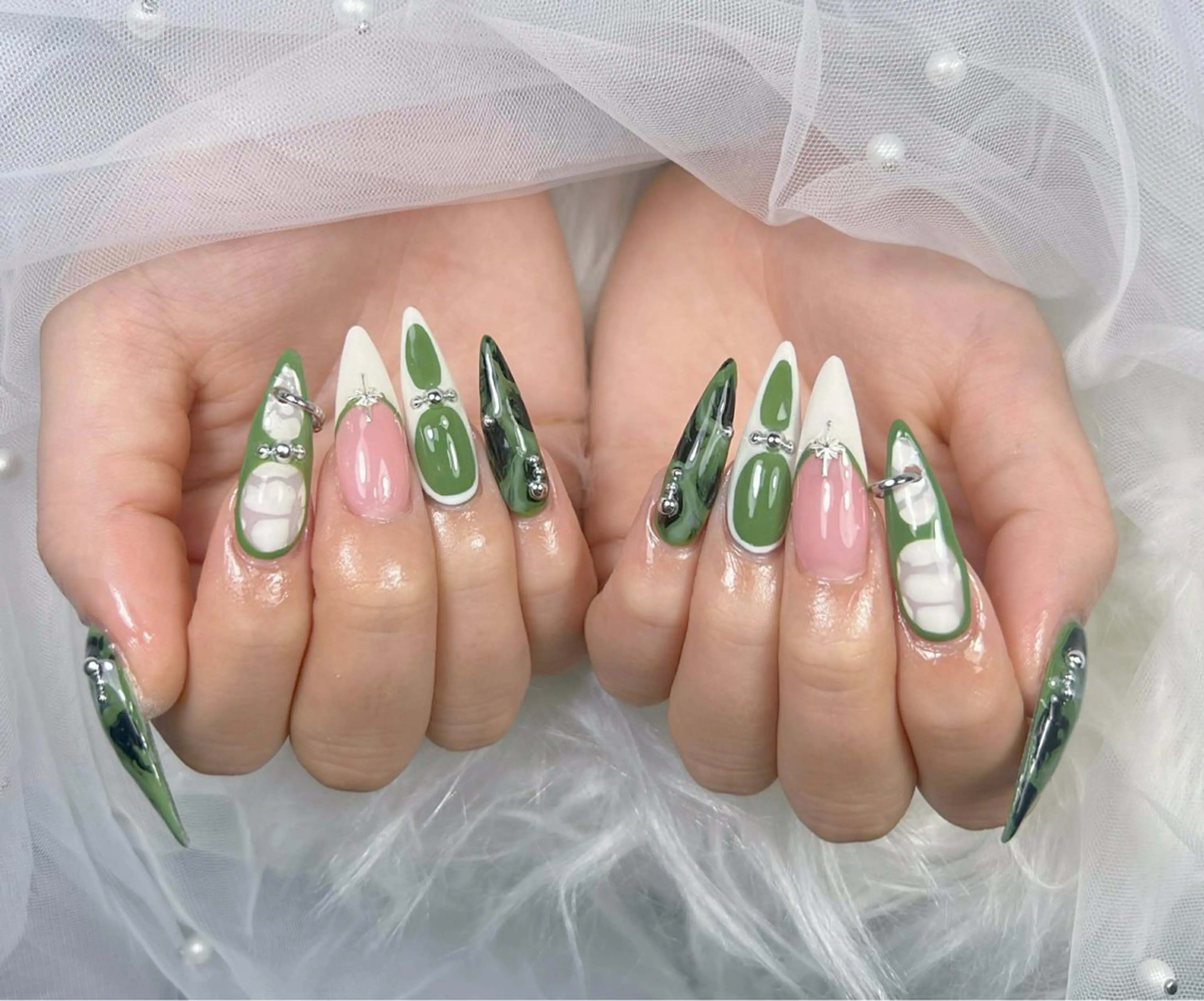 ネイル アートネイル オーロラネイル チークネイル 長さ出し フットネイル Miya_nail所属・Miya _nailのネイルデザイン