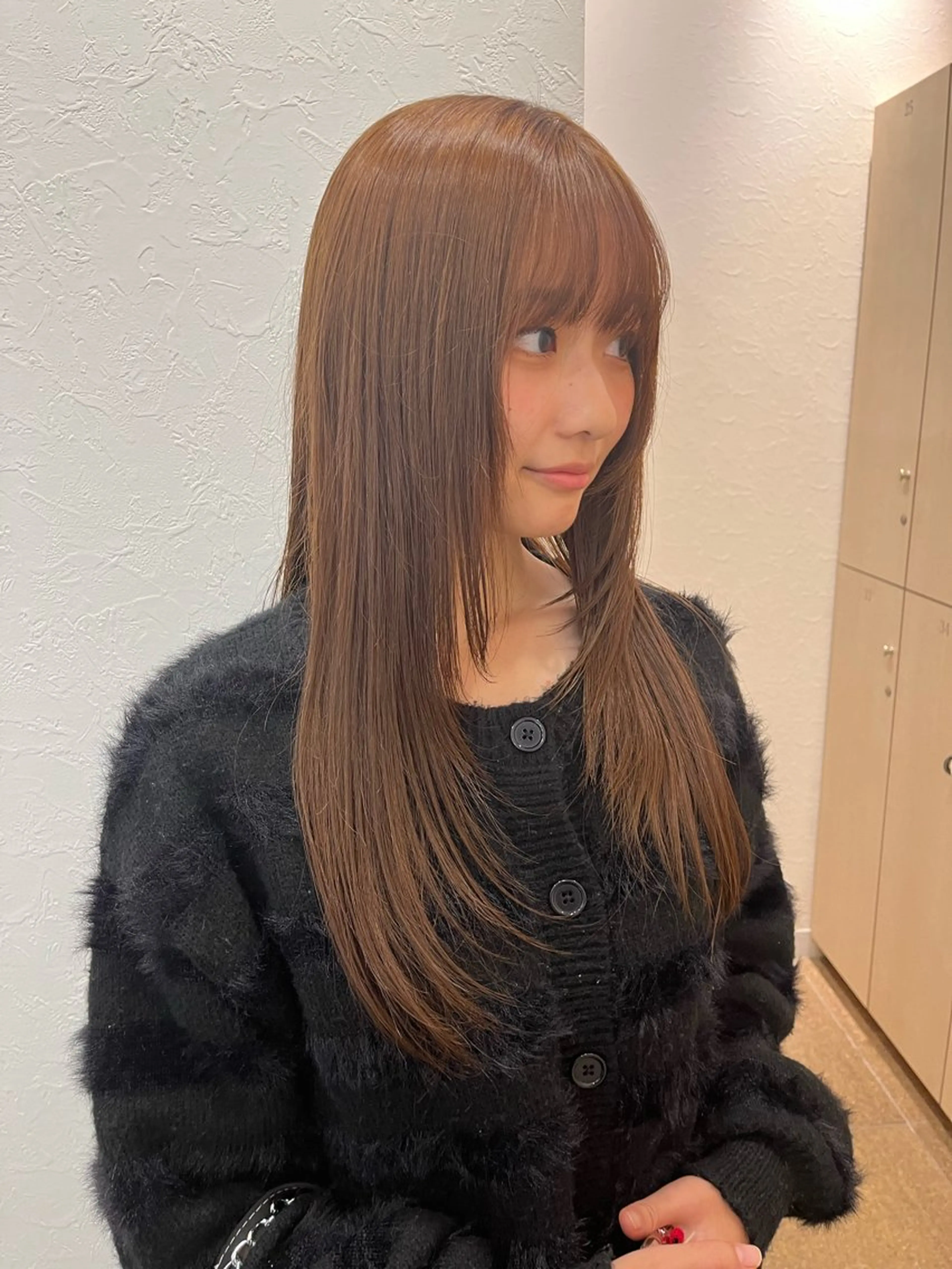 ロング 顔まわりレイヤー 顔周りカット レイヤーカット カット ヘアカラー トリートメント Misaki/ レイヤー/ウルフのヘアスタイル