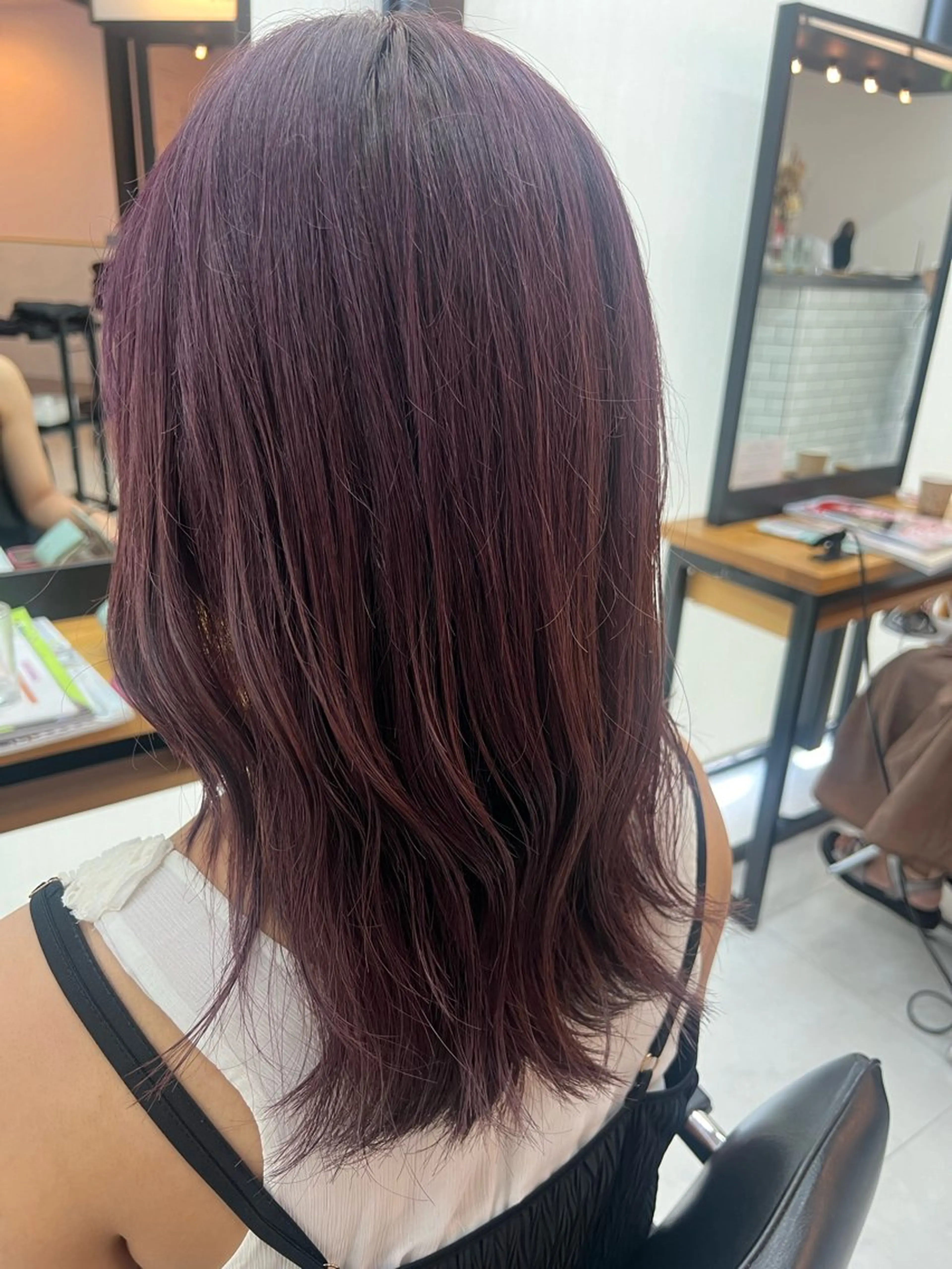 セミロング カット ヘアカラー トリートメント ダブルカラー寒色系 ボリューム改善ハヤトのヘアスタイル