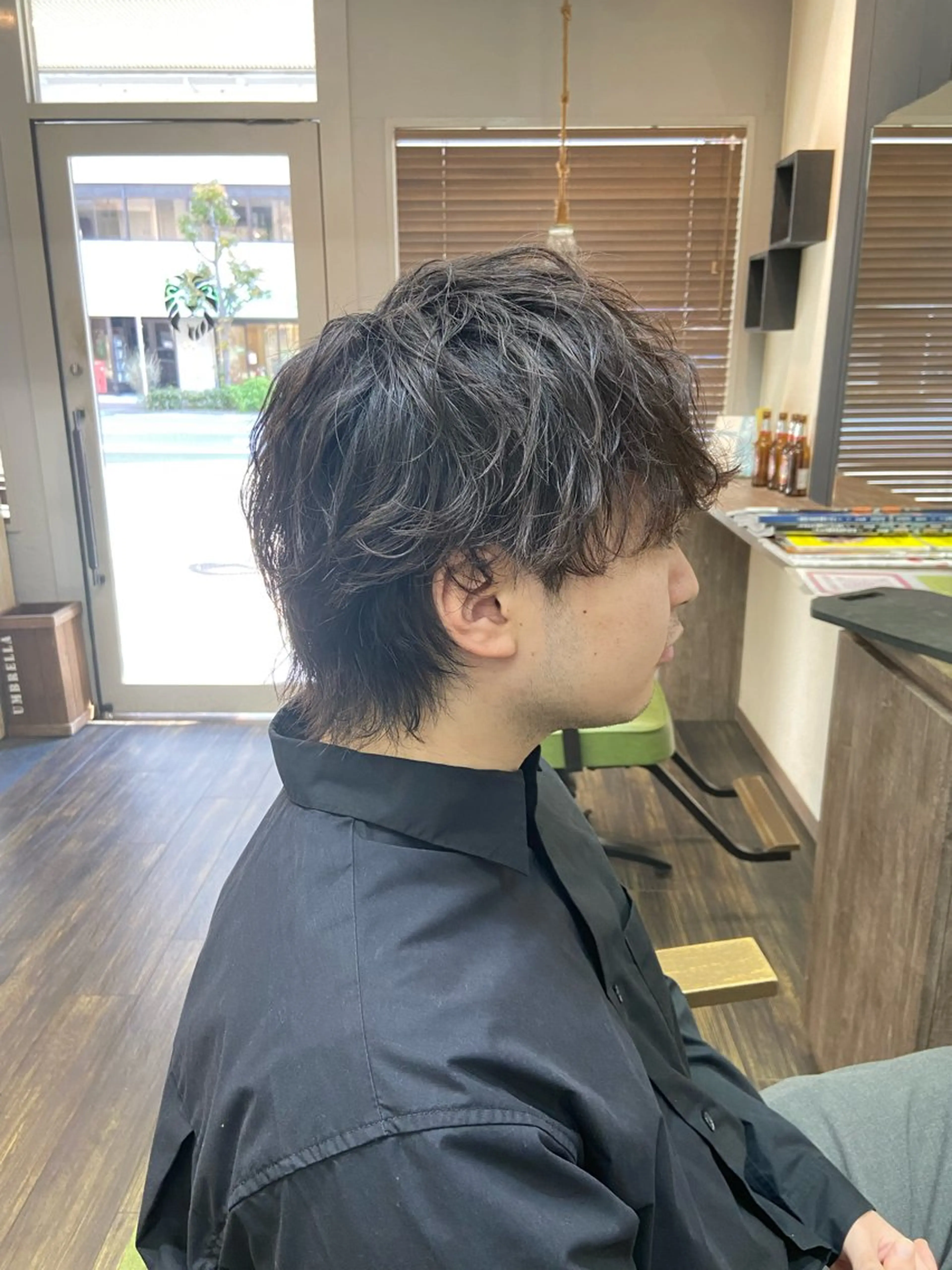 ミディアム カット パーマ 仁和山 晃のヘアスタイル