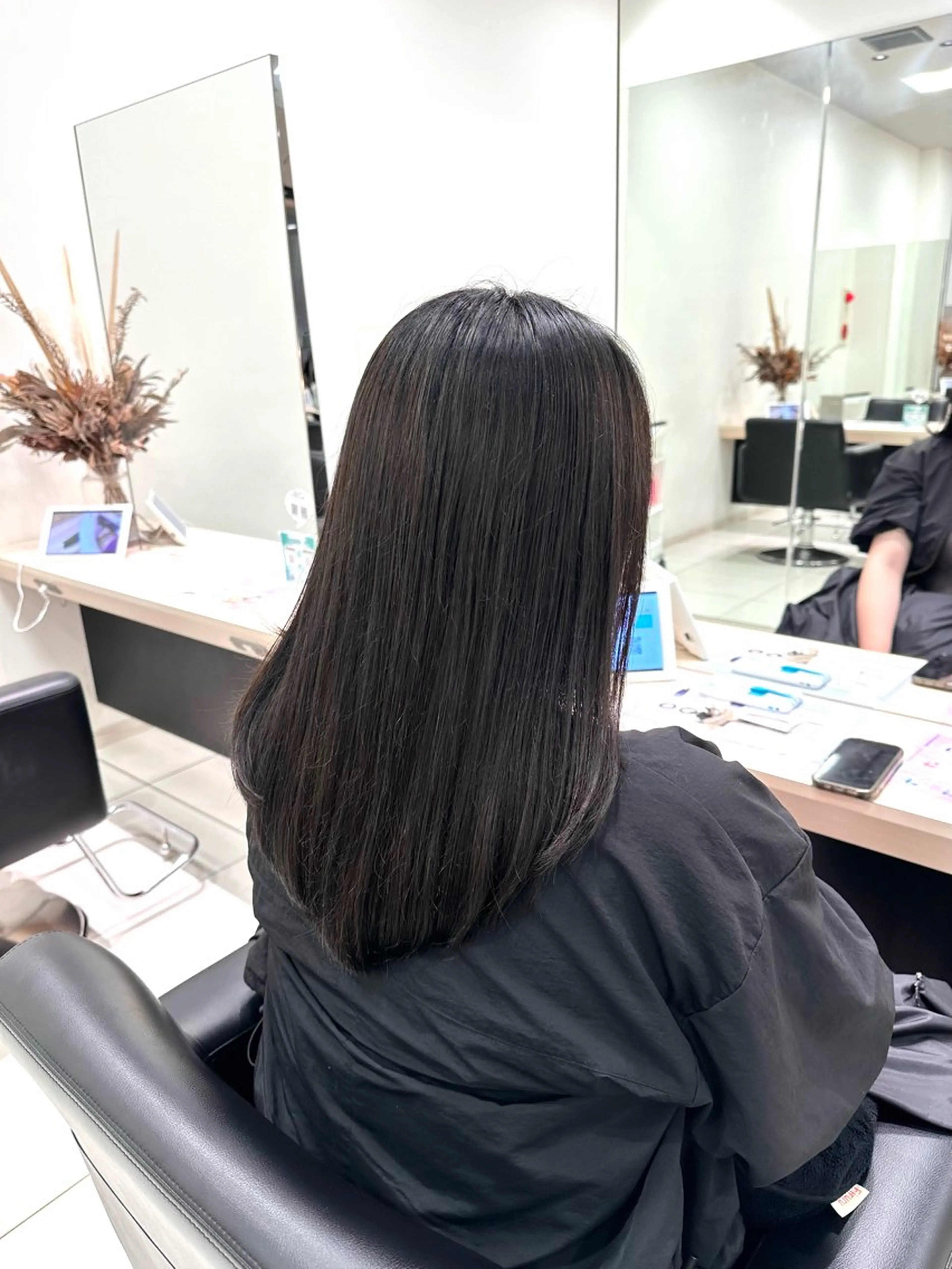 セミロング カラー アッシュ ハイライトカラー ハイライト クロスパーマ/うる艶 カラー/Kurumiのヘアスタイル