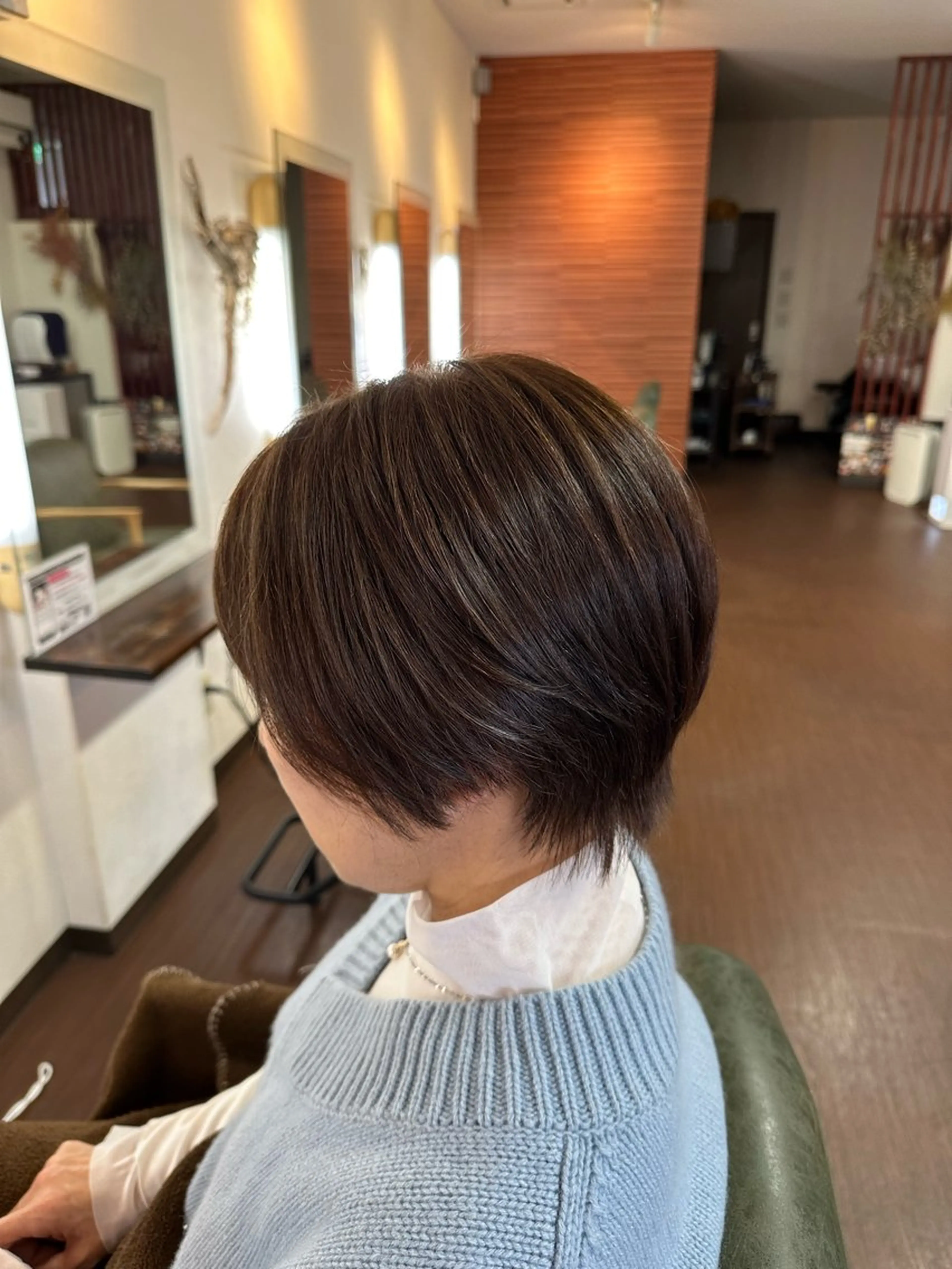 ショート カラー パーマ 透明感カラー ストレートパーマ カット ヘアカラー 縮毛矯正 大人かわいいインナー カラー/菊池柊真🎨のヘアスタイル