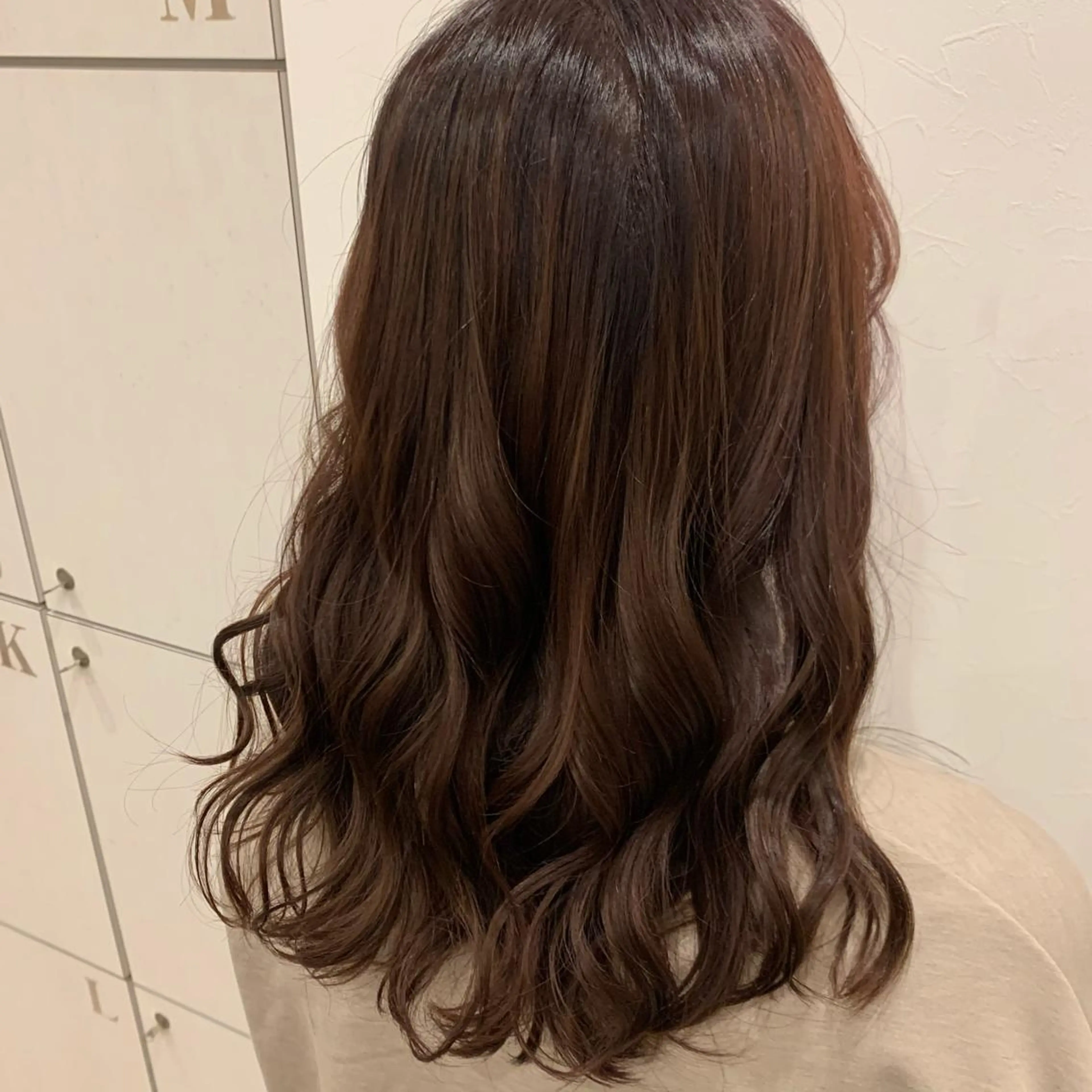 カラー 古澤 あかねのヘアスタイル