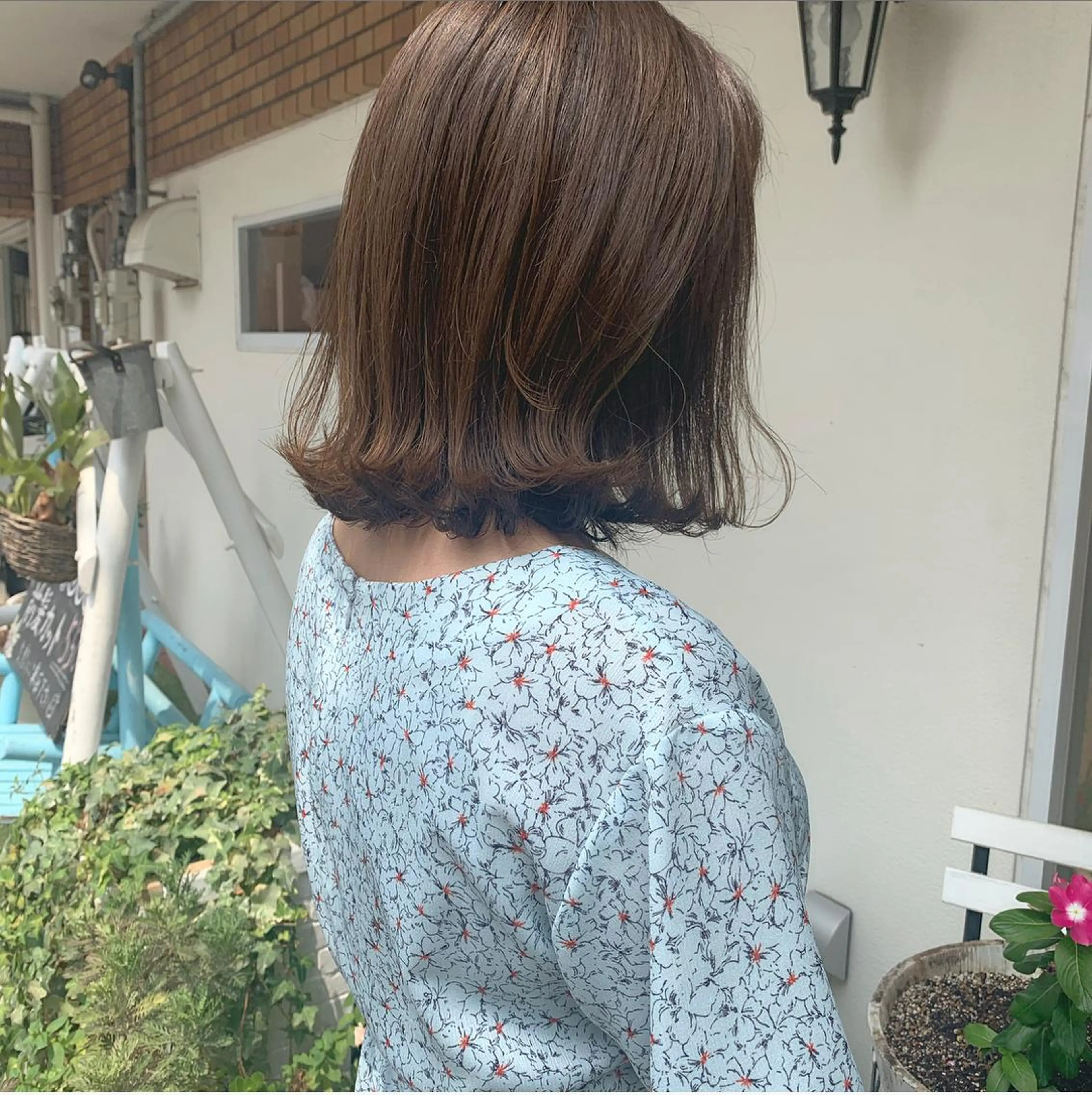 ミディアム カラー stylist店長 岡本真依のヘアスタイル
