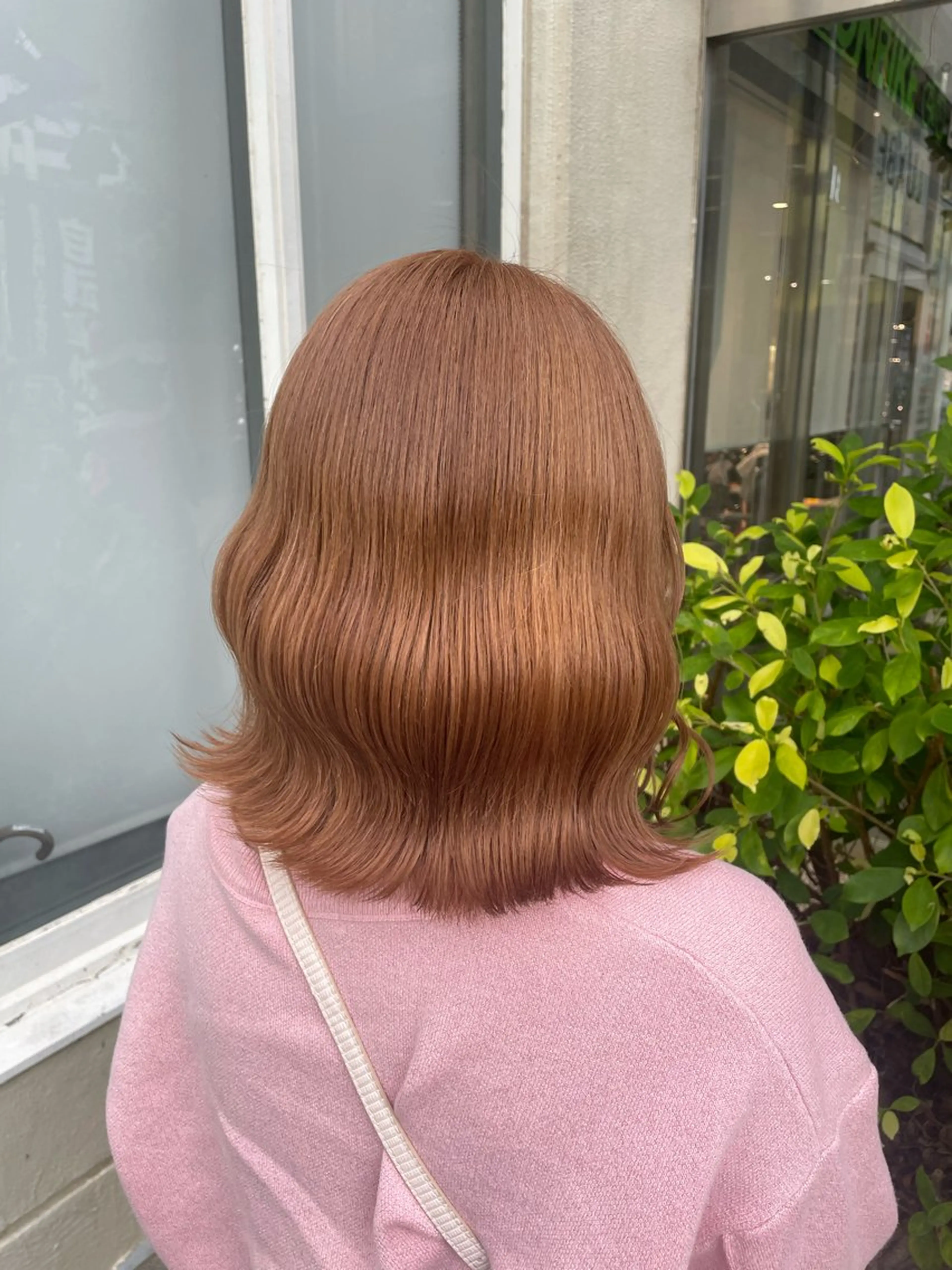 ミディアム カラー ベージュカラー ブリーチ オレンジ オレンジベージュ ヘアカラー LUXBE LUCE ひなののヘアスタイル