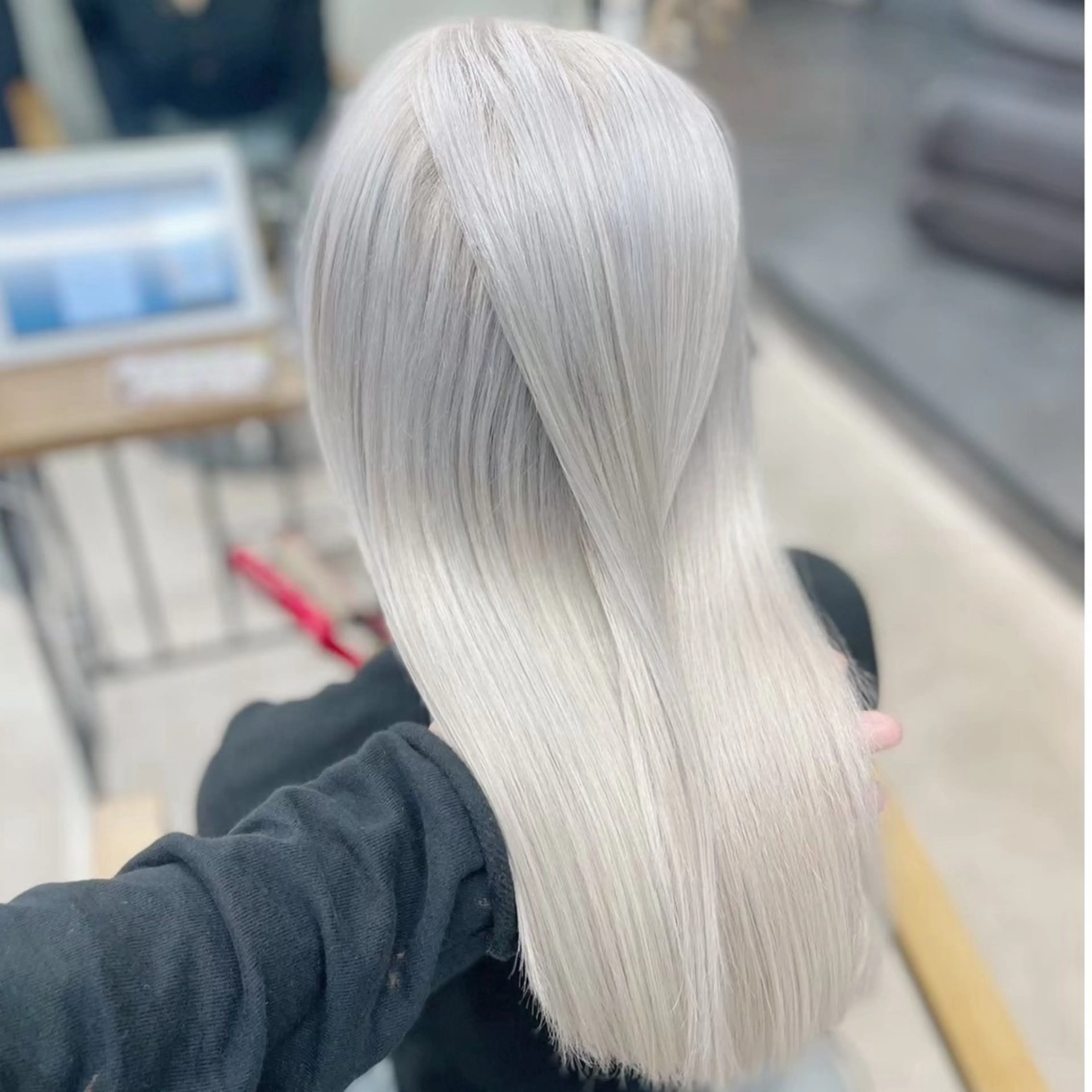 カラー メンズカット/ ハイトーン/琉輝のヘアスタイル