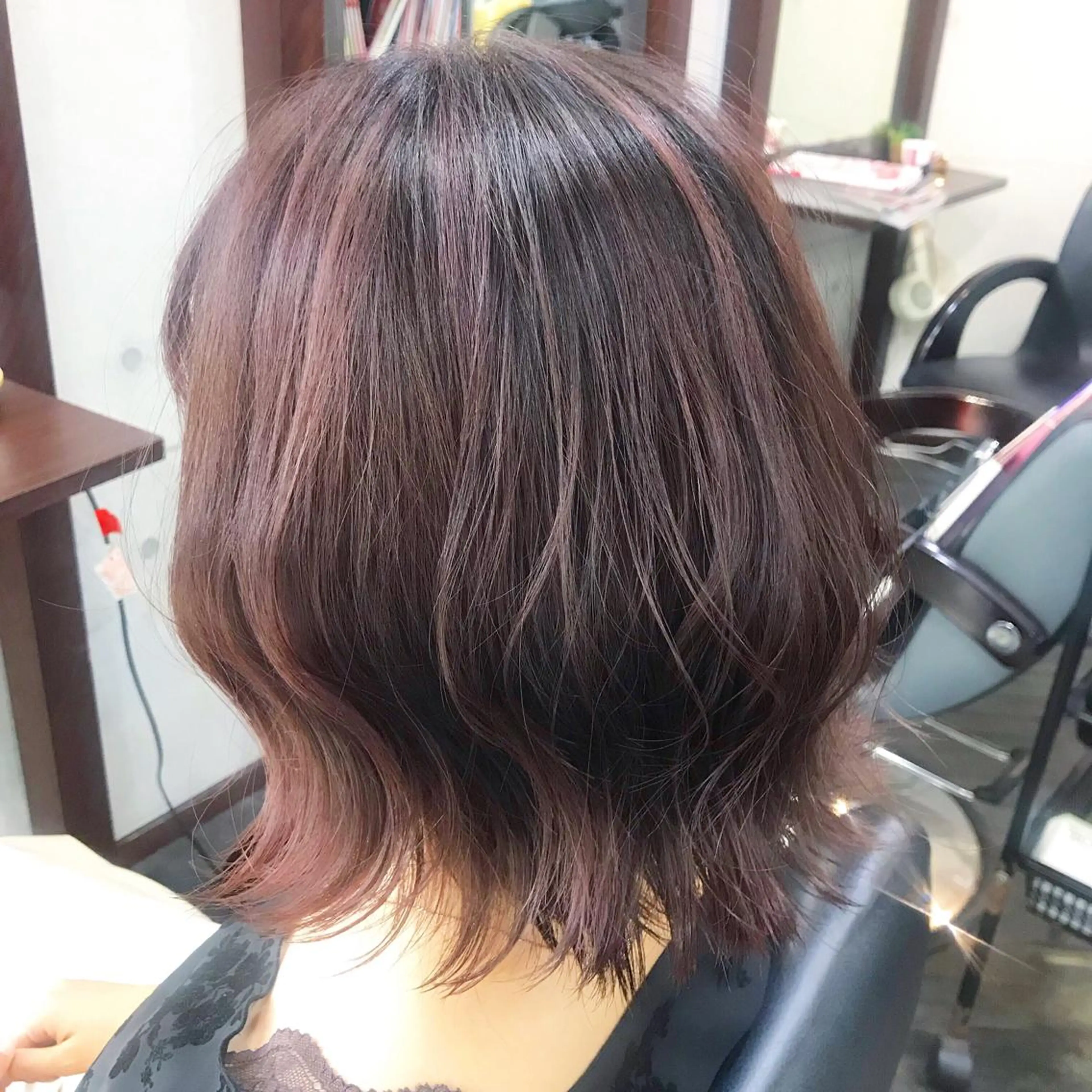 ミディアム カラー ハイライトカラー ピンクカラー ハイライト ＊横浜駅＊ 金子 誠也のヘアスタイル