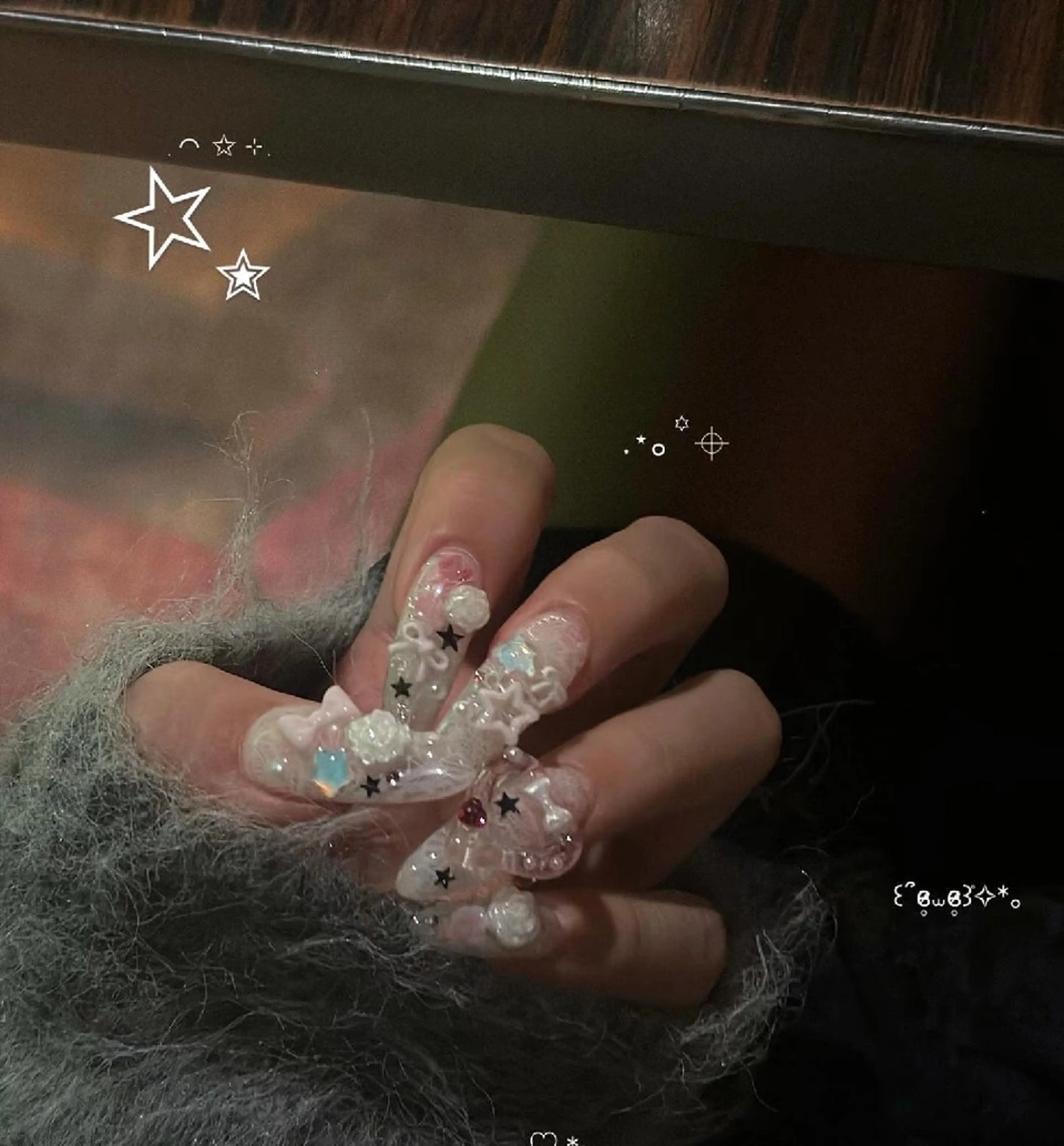 ネイル チークネイル フレンチネイル ジェルネイル ガーリー キラキラネイル ハンドネイル UM Nail Salonのネイルデザイン