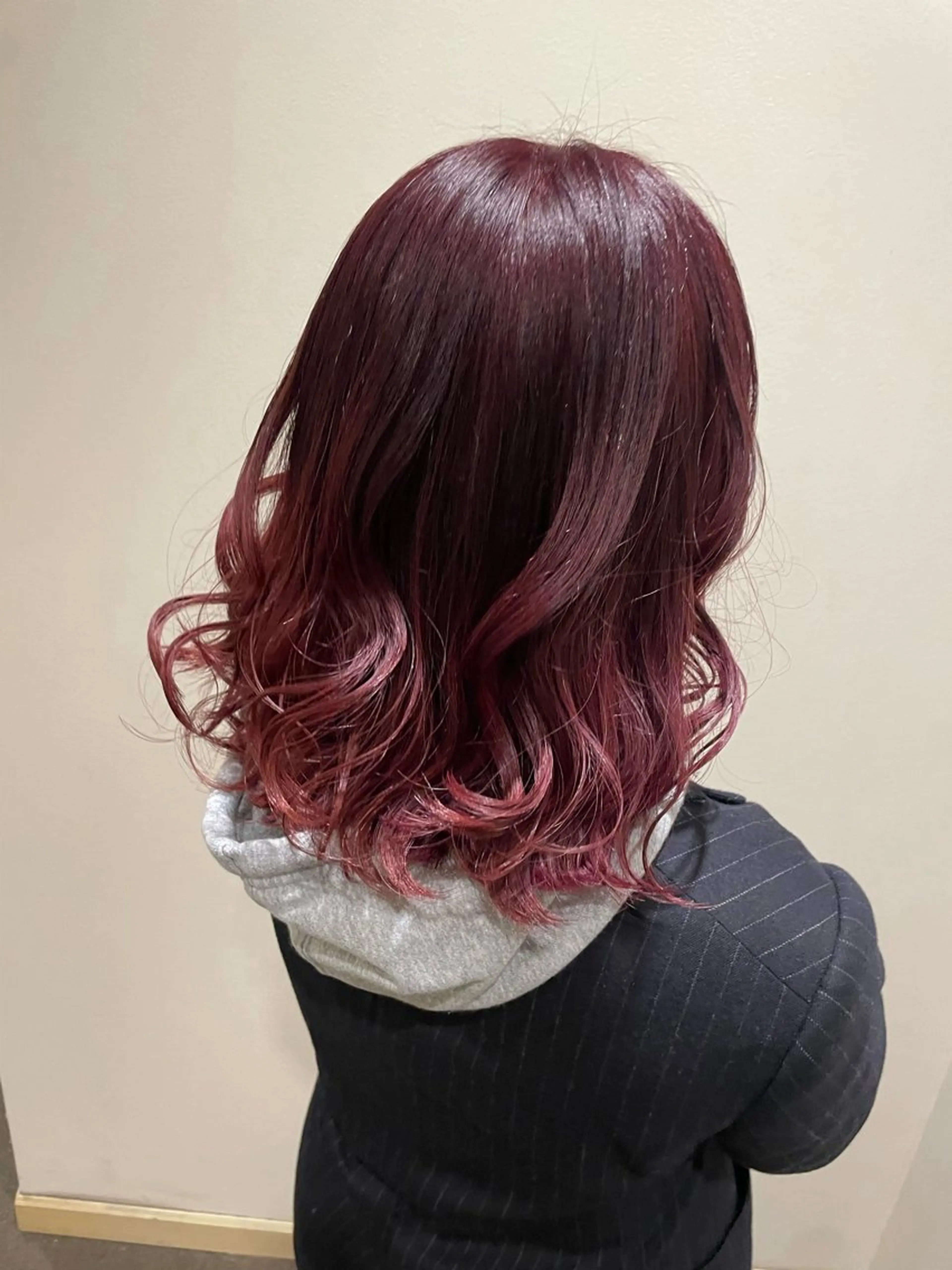 ミディアム カラー ヘアカラー トリートメント ✰︎Rad✩.*˚‪ カノンのヘアスタイル