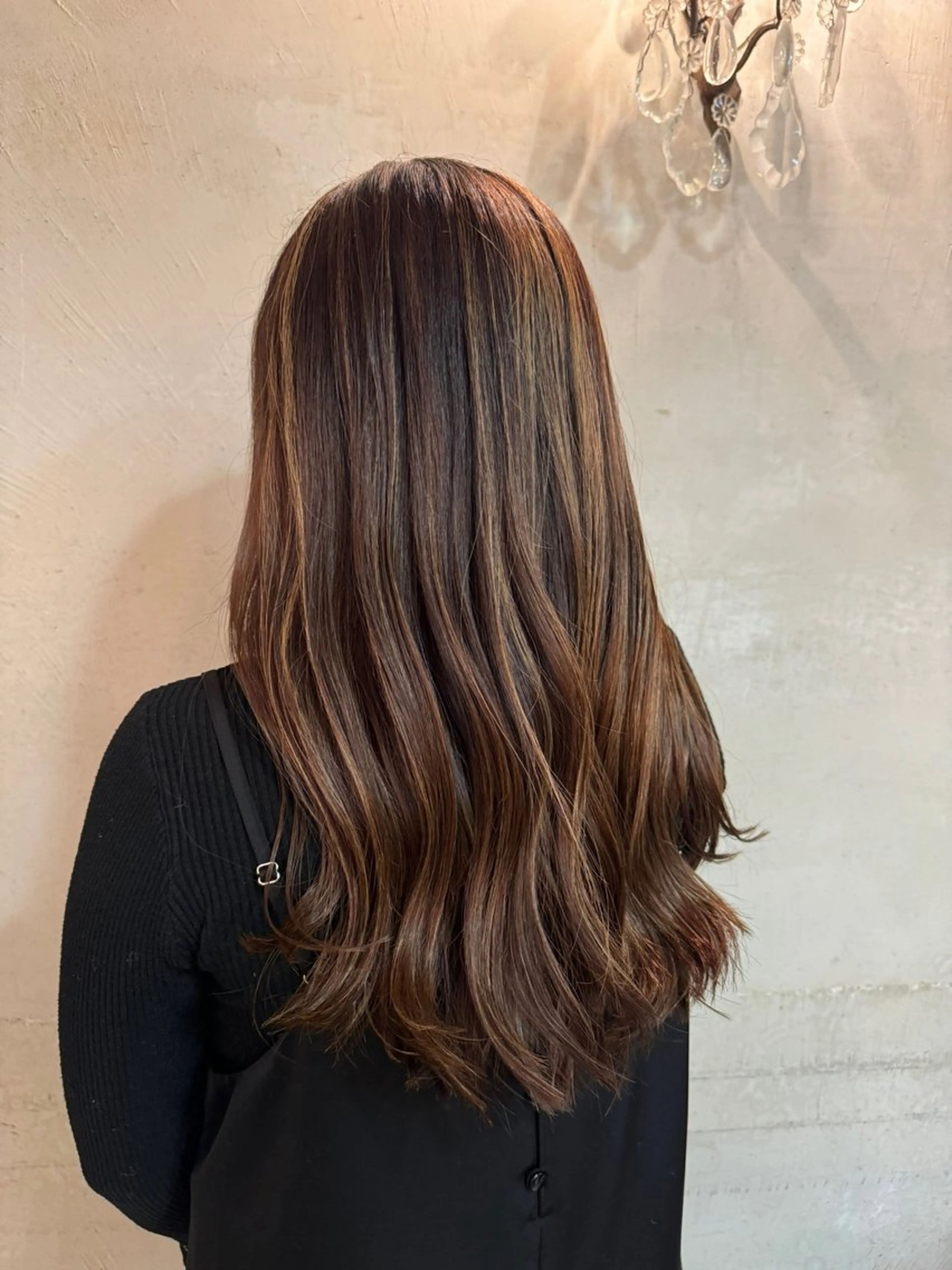 ロング レイヤーカット 前平 友慈のヘアスタイル