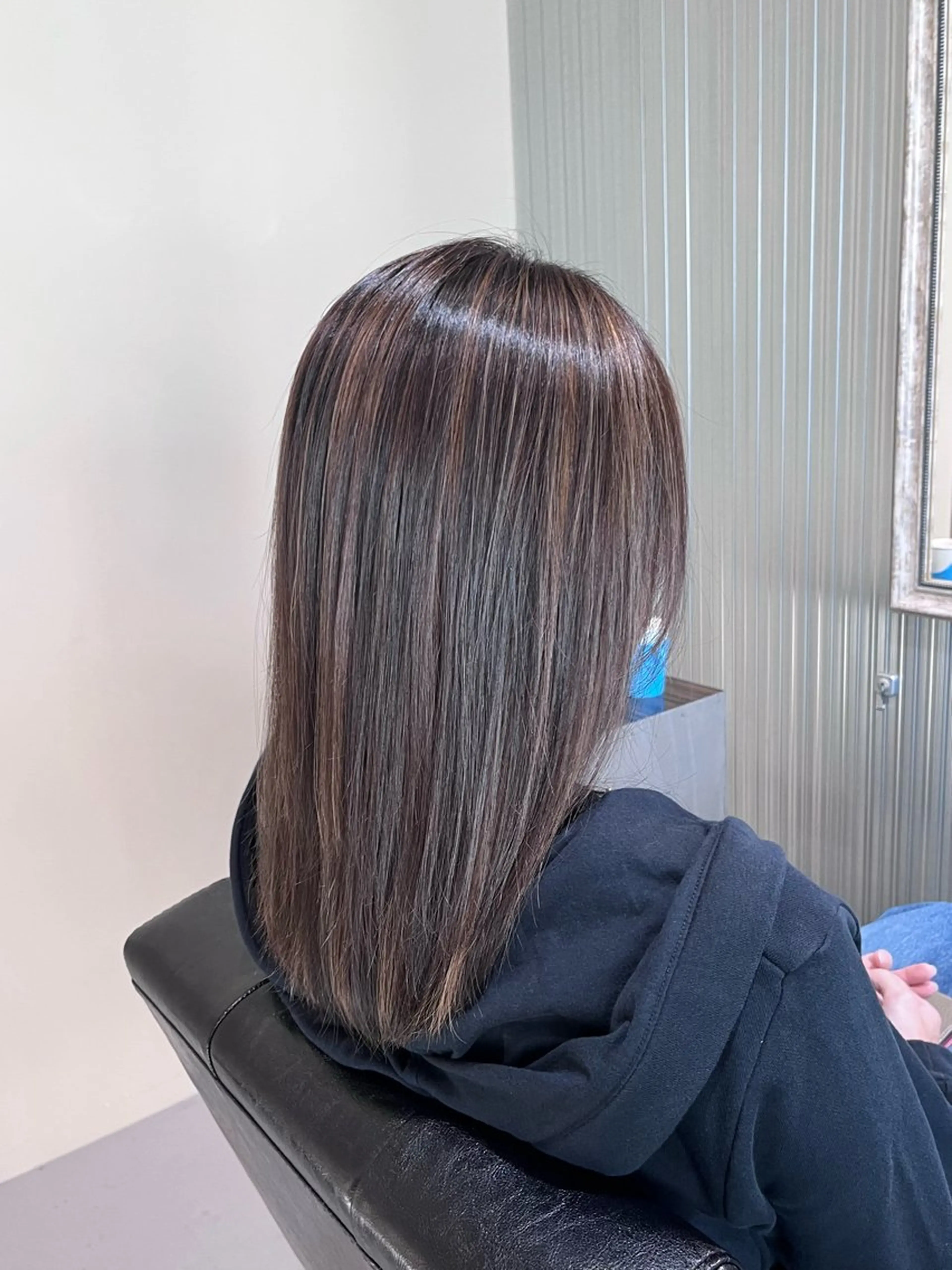 ミディアム カラー ベージュカラー ブリーチ ハイライトカラー ハイライト 髪質改善 カット ヘアカラー 髪質改善特化KIZU /艶髪研究（京都）のヘアスタイル