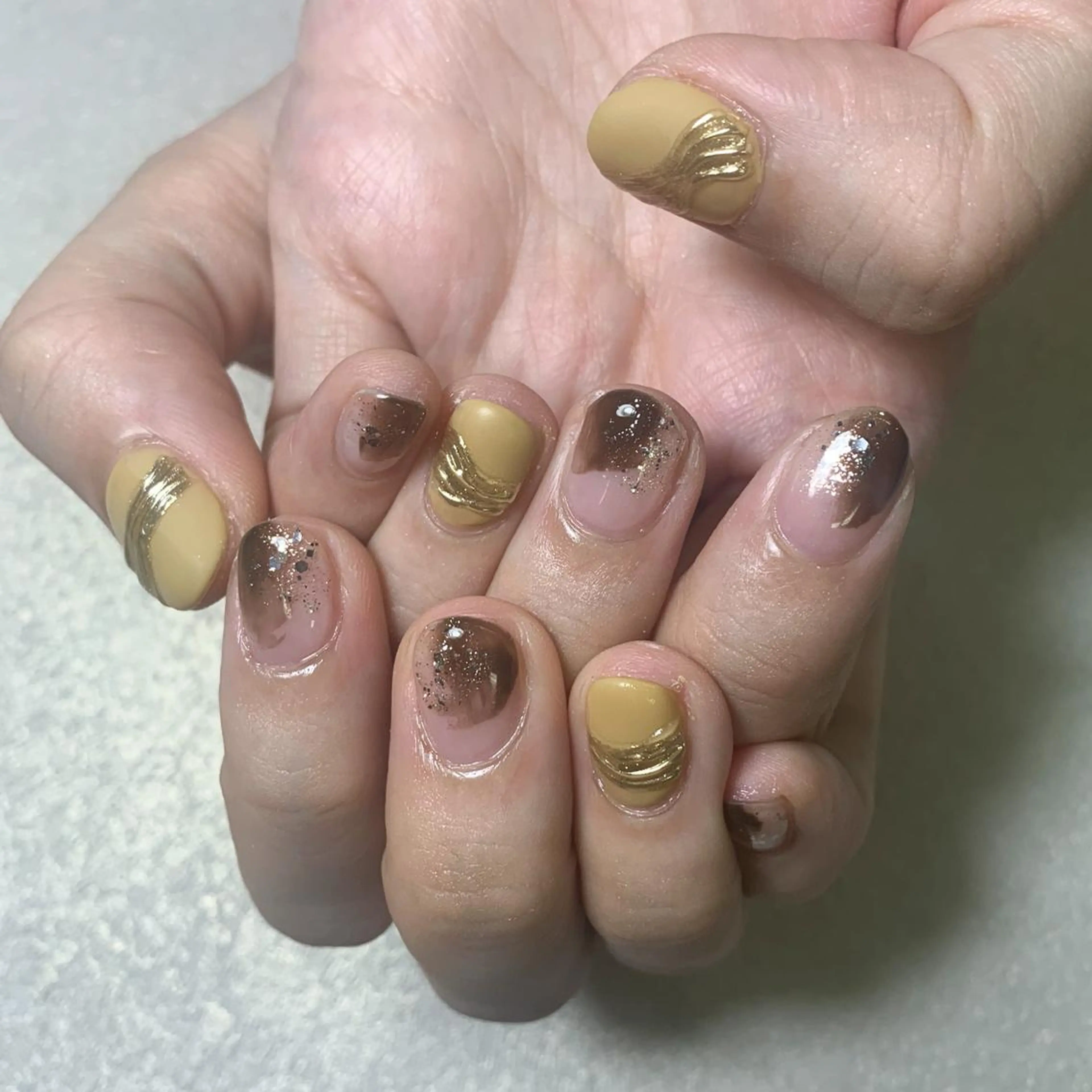 ネイル FIORITURA aiのネイルデザイン