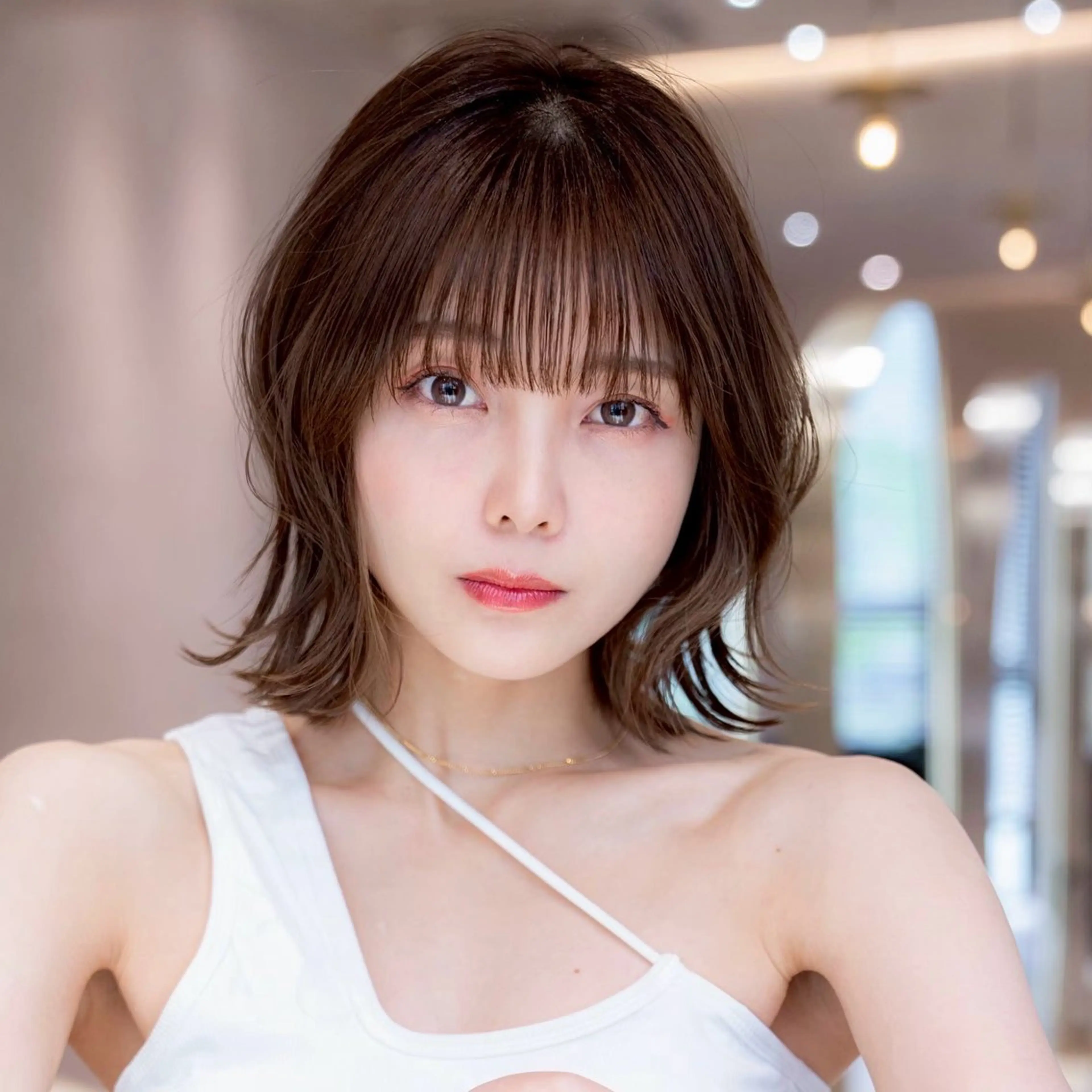 ミディアム カラー 切りっぱなしボブ ボブ 学生 韓国風ヘア カット トリートメント 新宿/韓国ボブ/ レイヤーボブしょうごのヘアスタイル