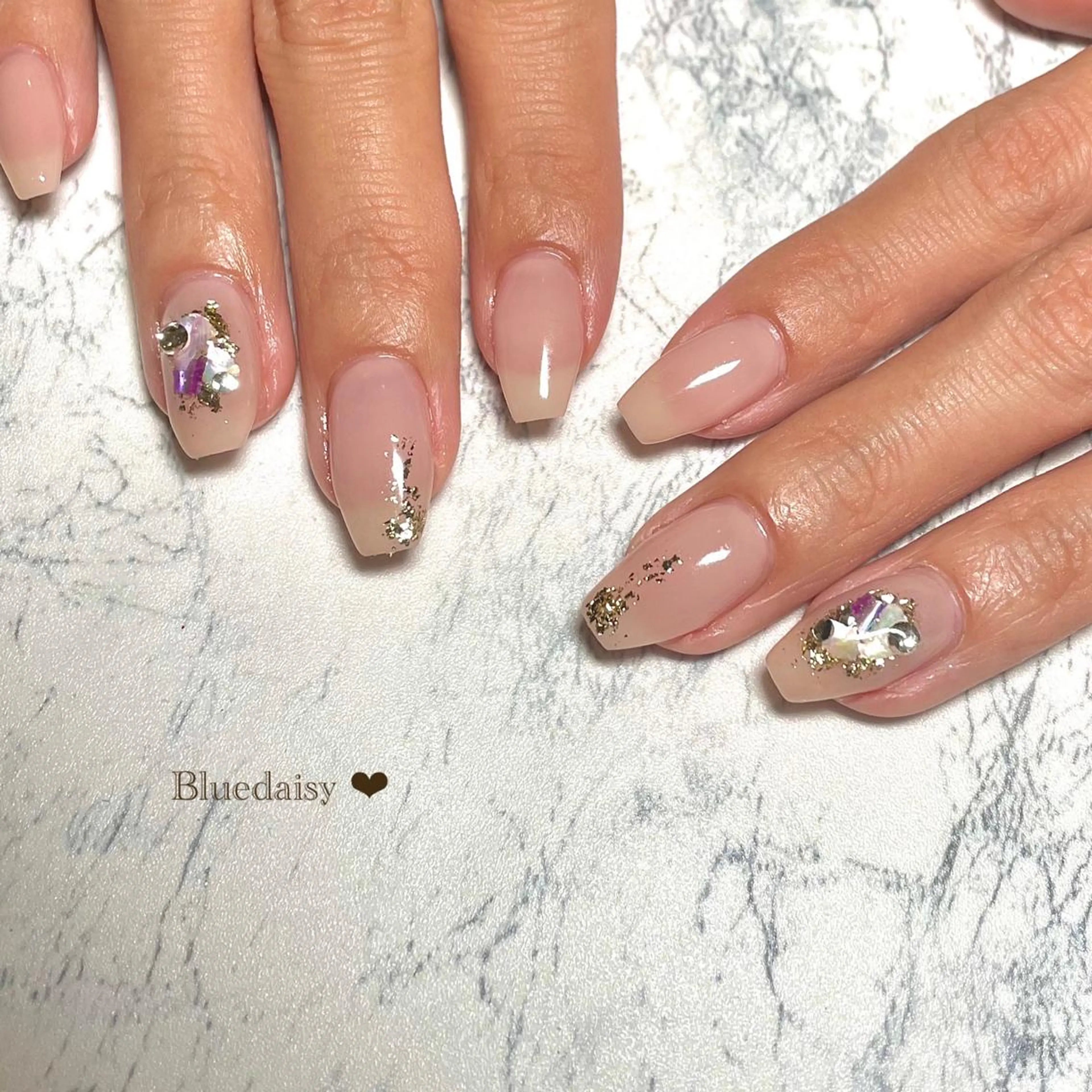 ネイル Blue daisy 栄本店のネイルデザイン