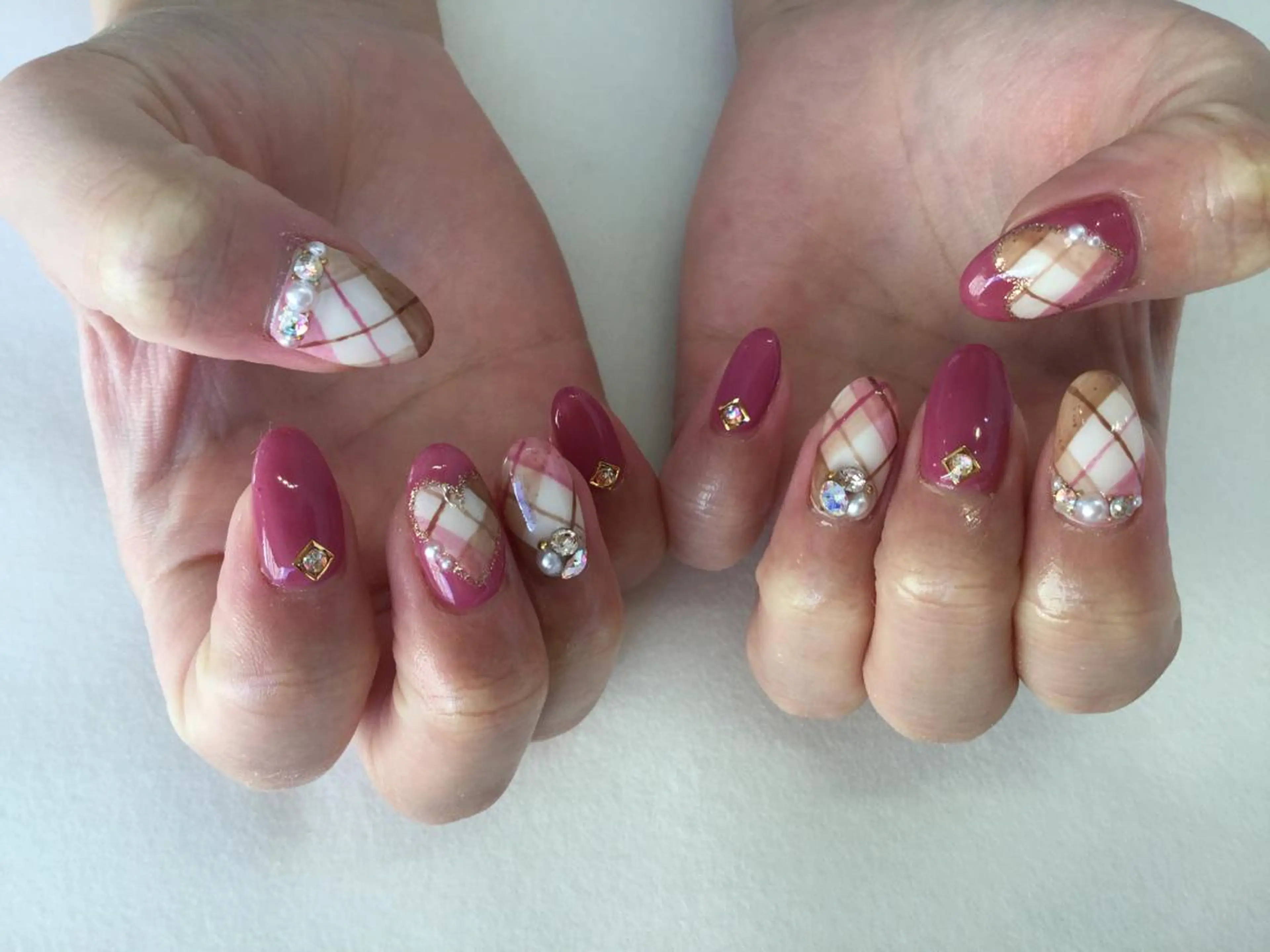 ネイル 💎🐰 saki. m 🐰💎のネイルデザイン