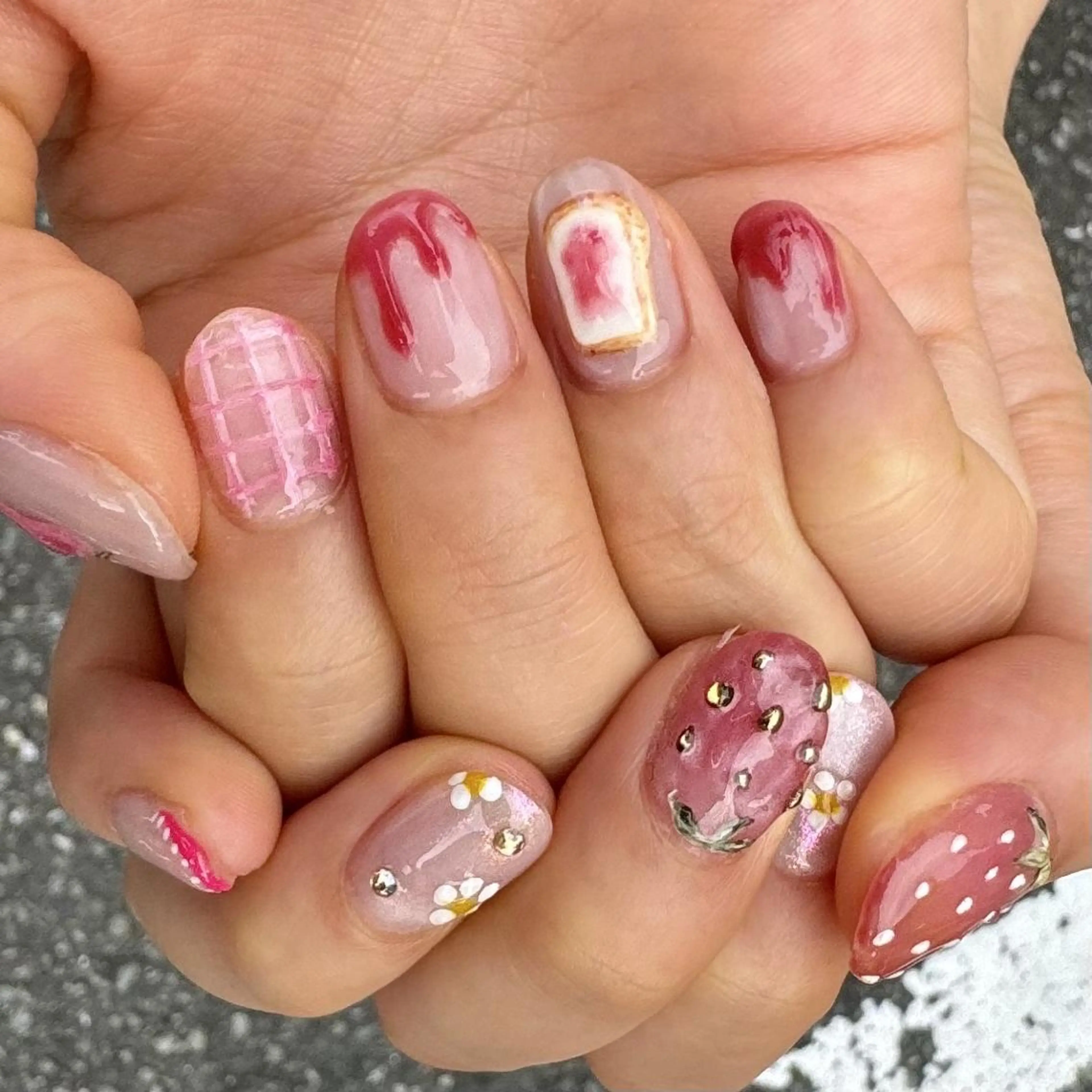 ネイル SalonLinda Marikoのネイルデザイン