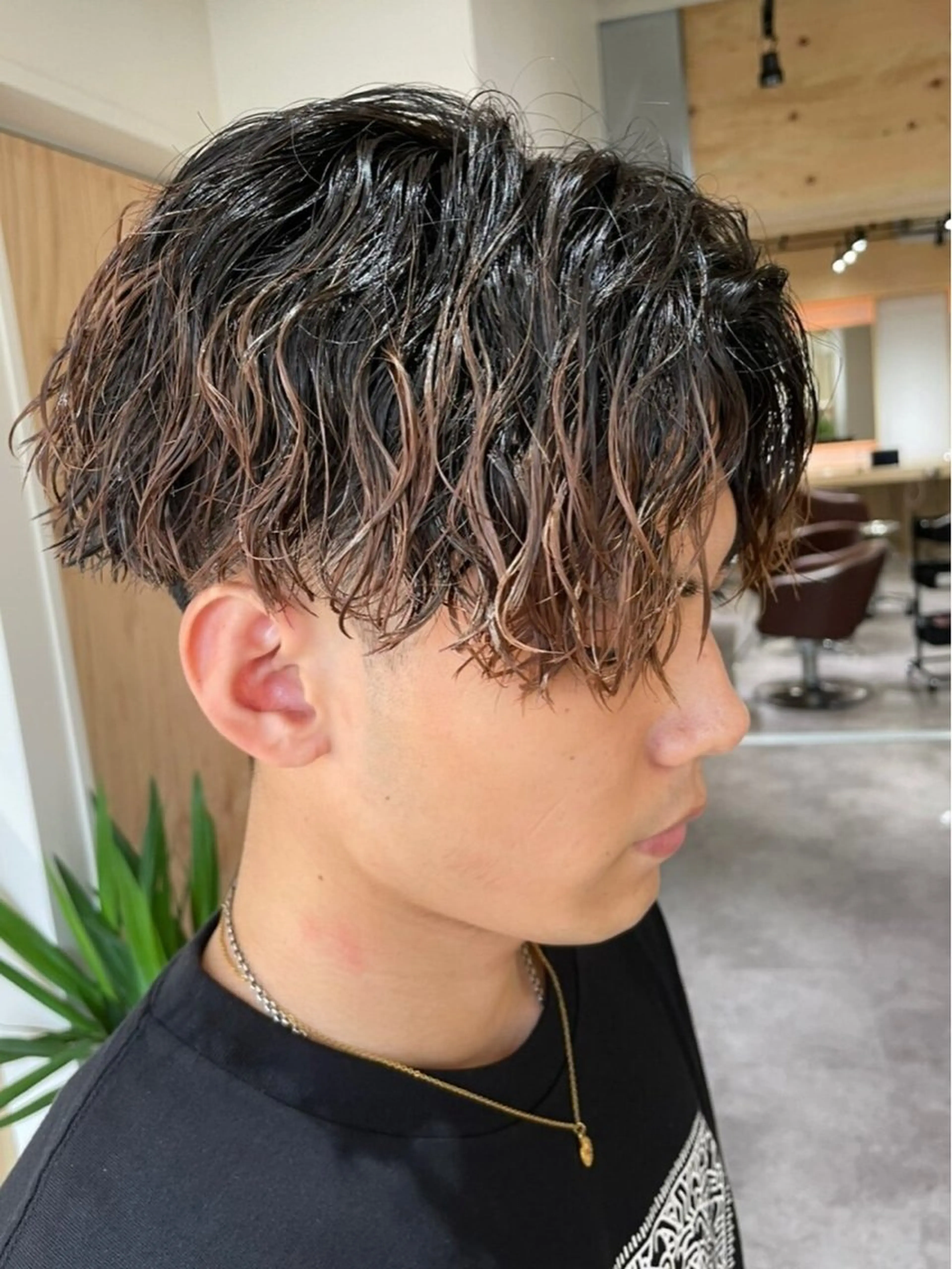 パーマ メンズ メンズブリーチ メンズパーマ 縮毛矯正 カット パーマ パーマ特別価格🔥 宇宙のヘアスタイル