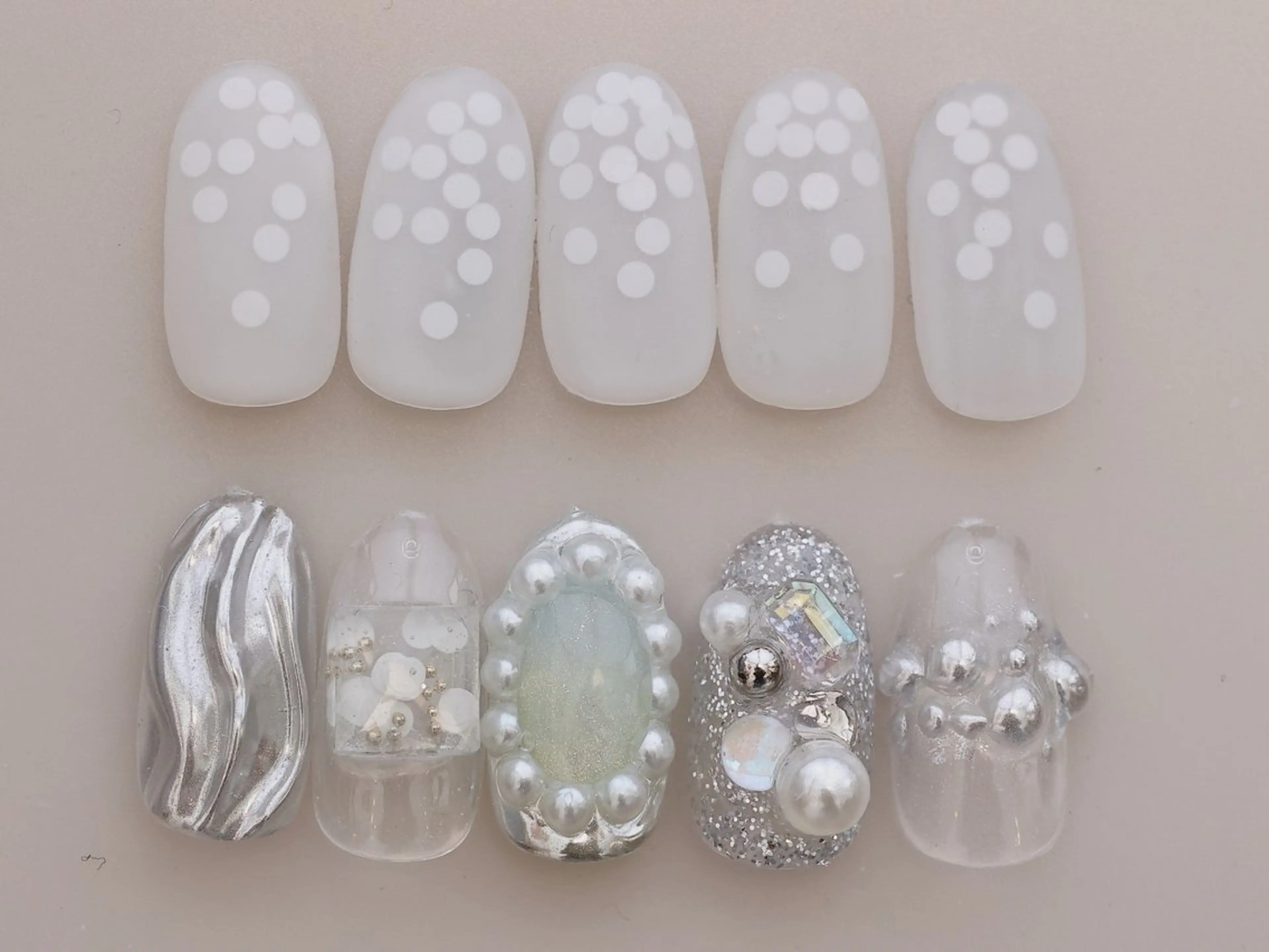 ネイル i＋ söpö .nのネイルデザイン