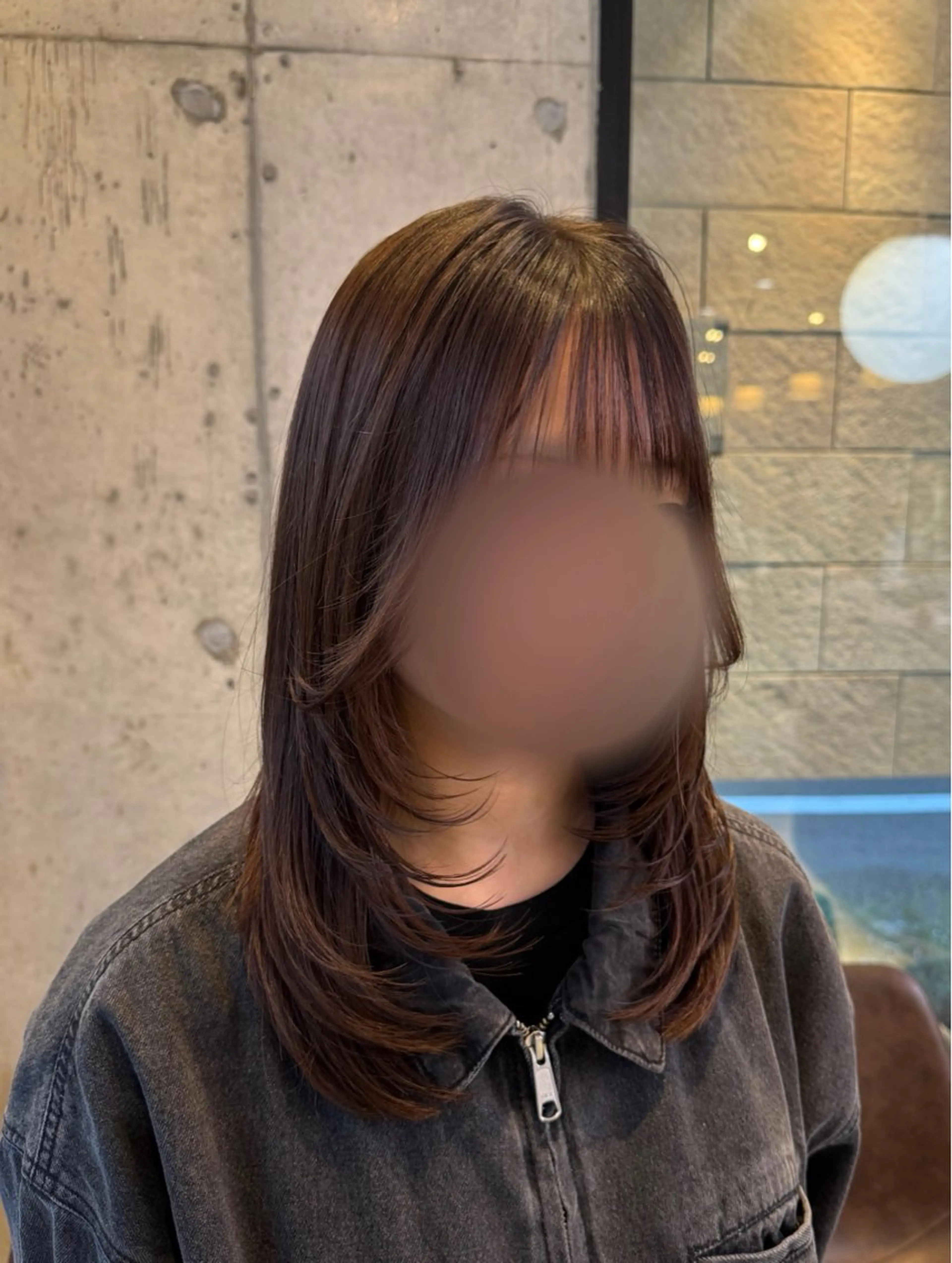 ミディアム カラー レイヤーカット カット ヘアカラー トリートメント 山本 望華のヘアスタイル