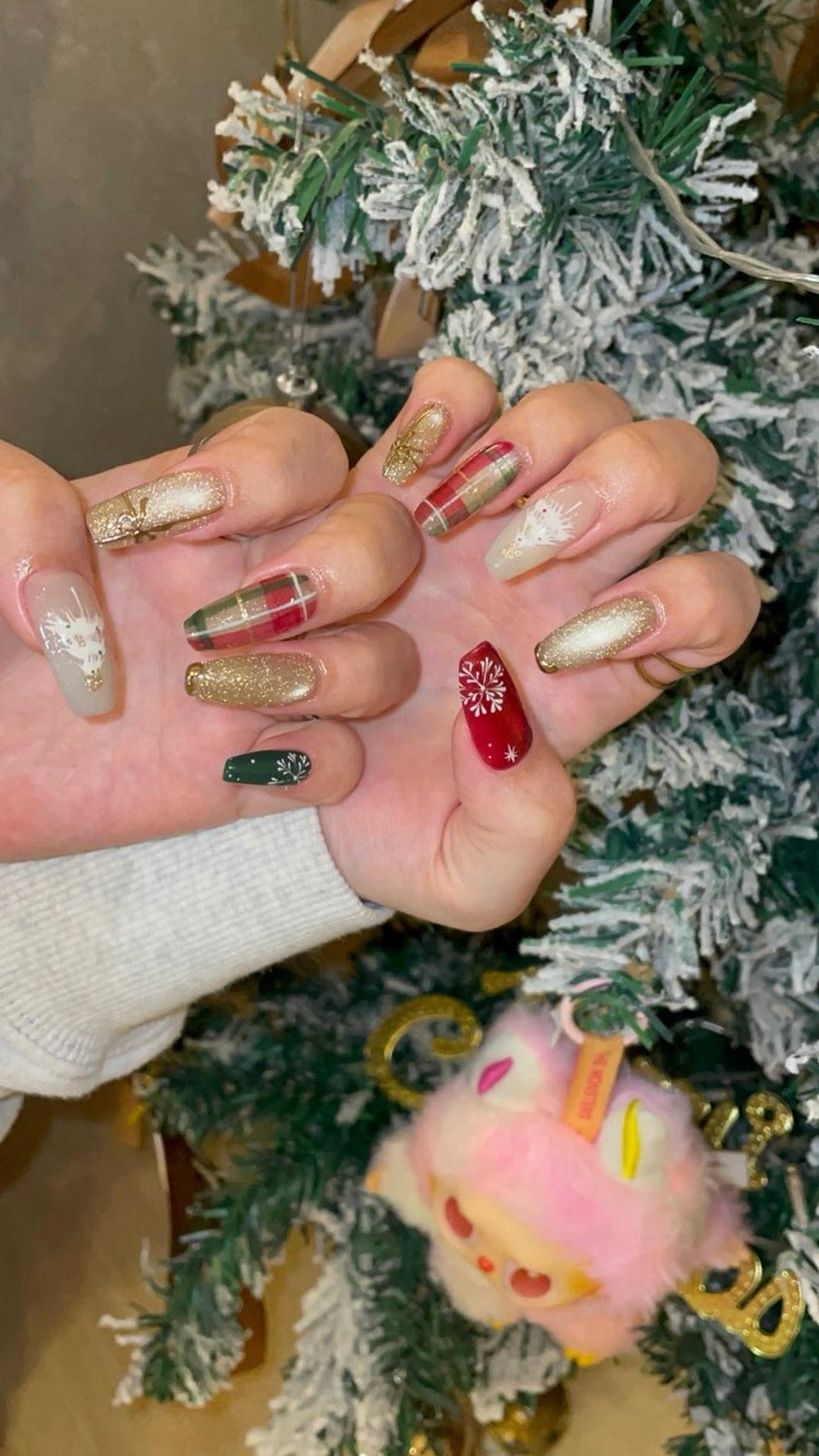 ネイル ハンドネイル revia所属・ERI Nailistのネイルデザイン