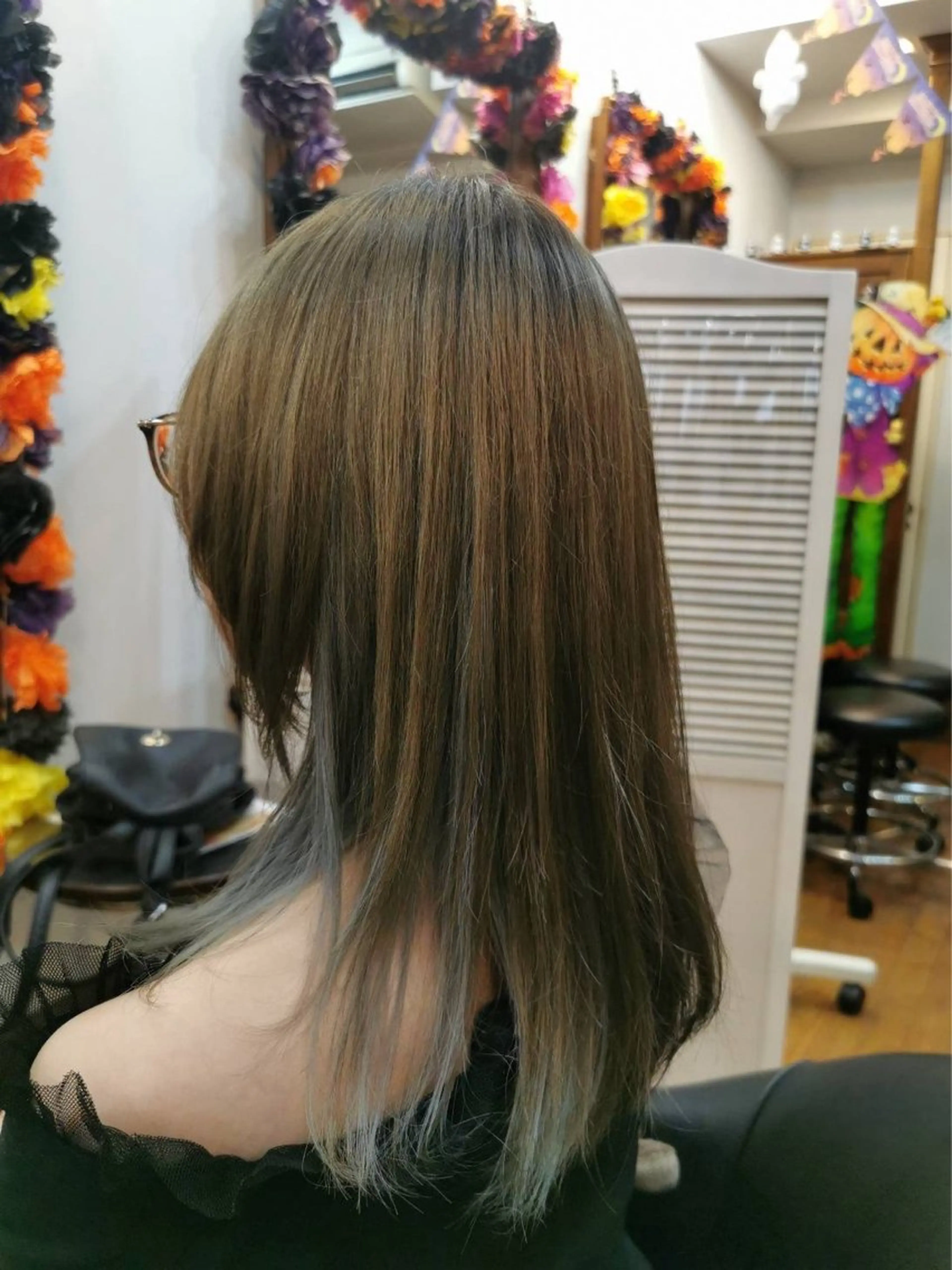 ロング 上間 洋子のヘアスタイル