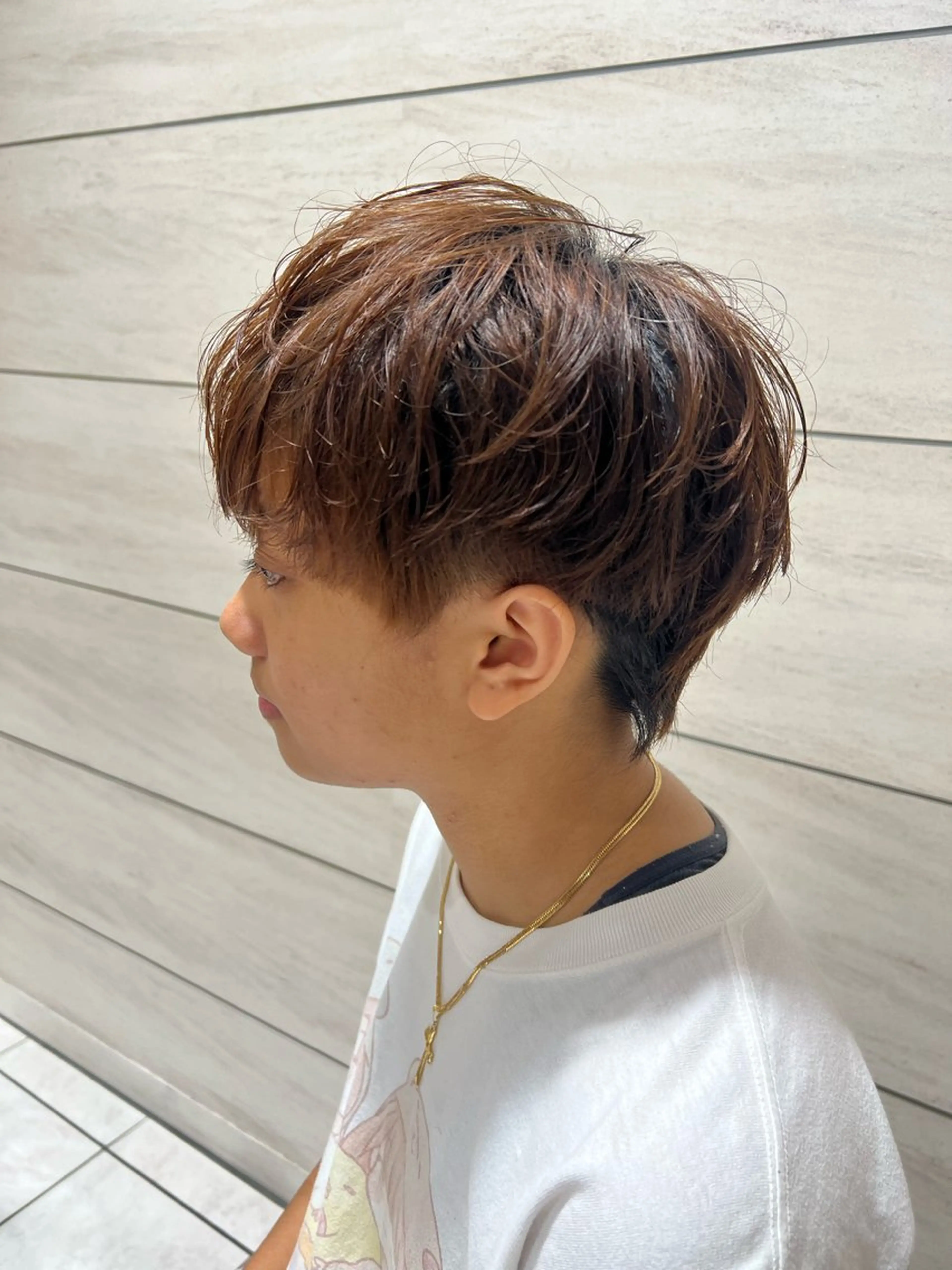 ショート メ イのヘアスタイル