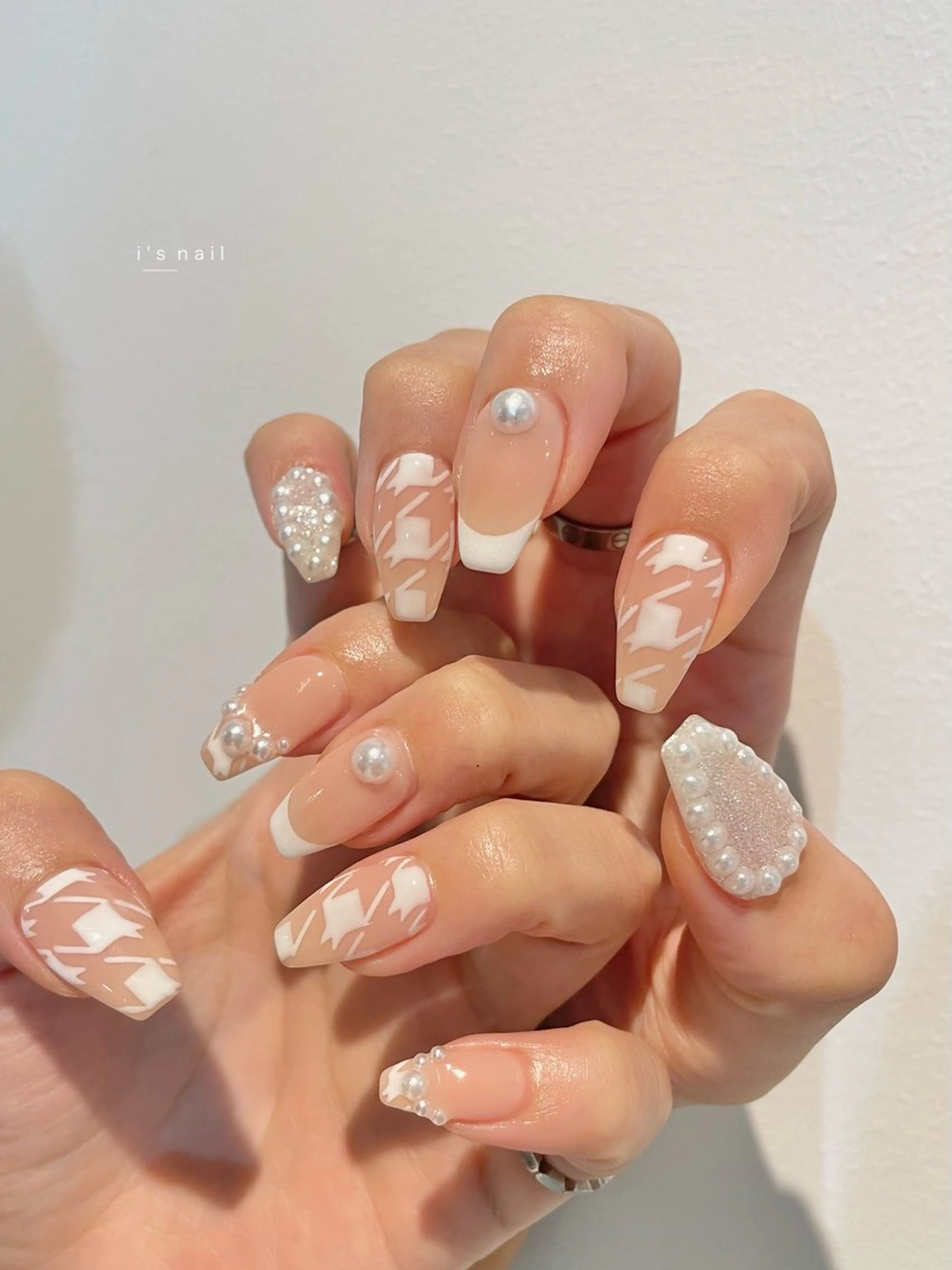 ネイル アートネイル ジェルネイル i's nail 〈アイズネイル〉のネイルデザイン