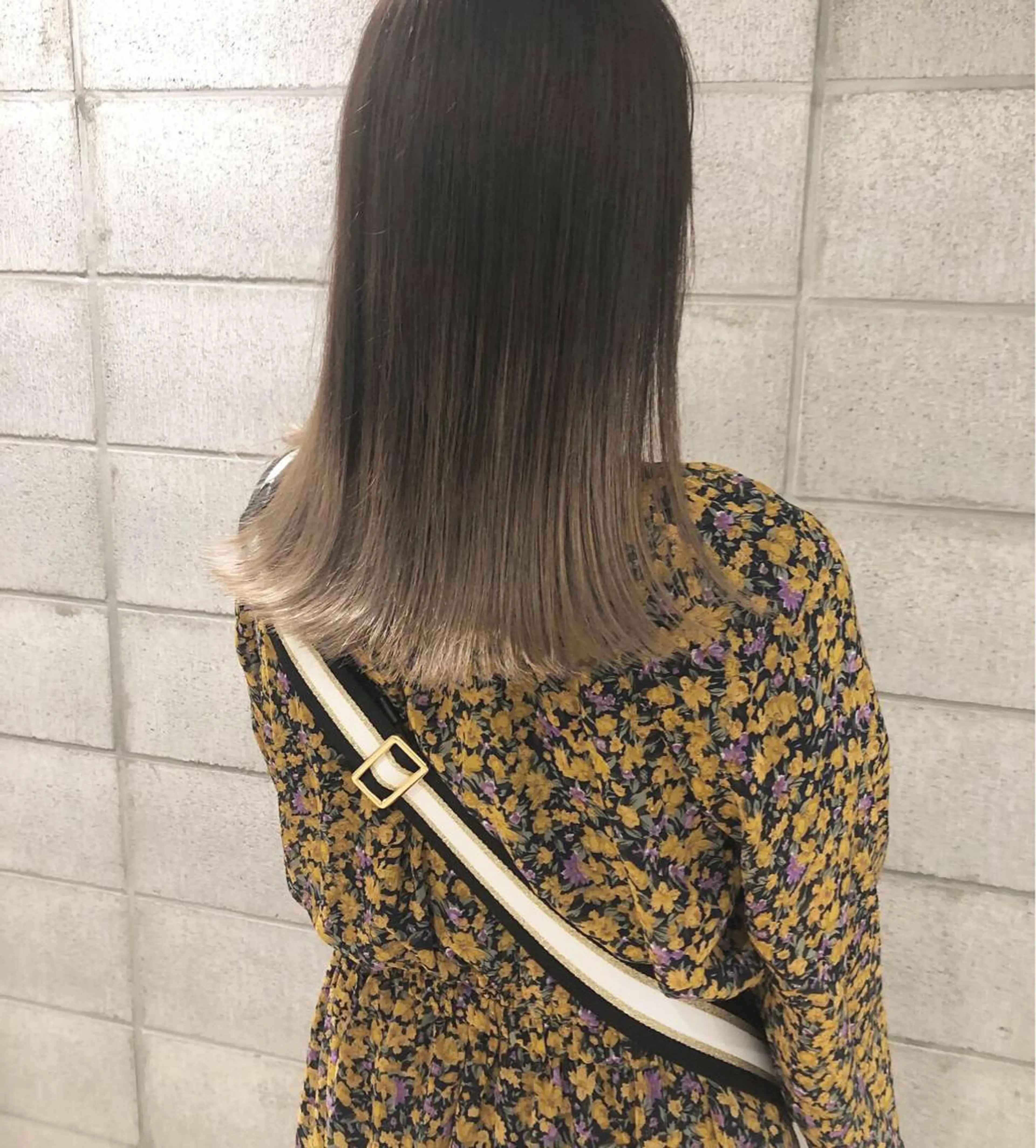 ミディアム カラー ブリーチ カット ヘアカラー トリートメント ボブ/ミニボブ/ 立河今日子のヘアスタイル