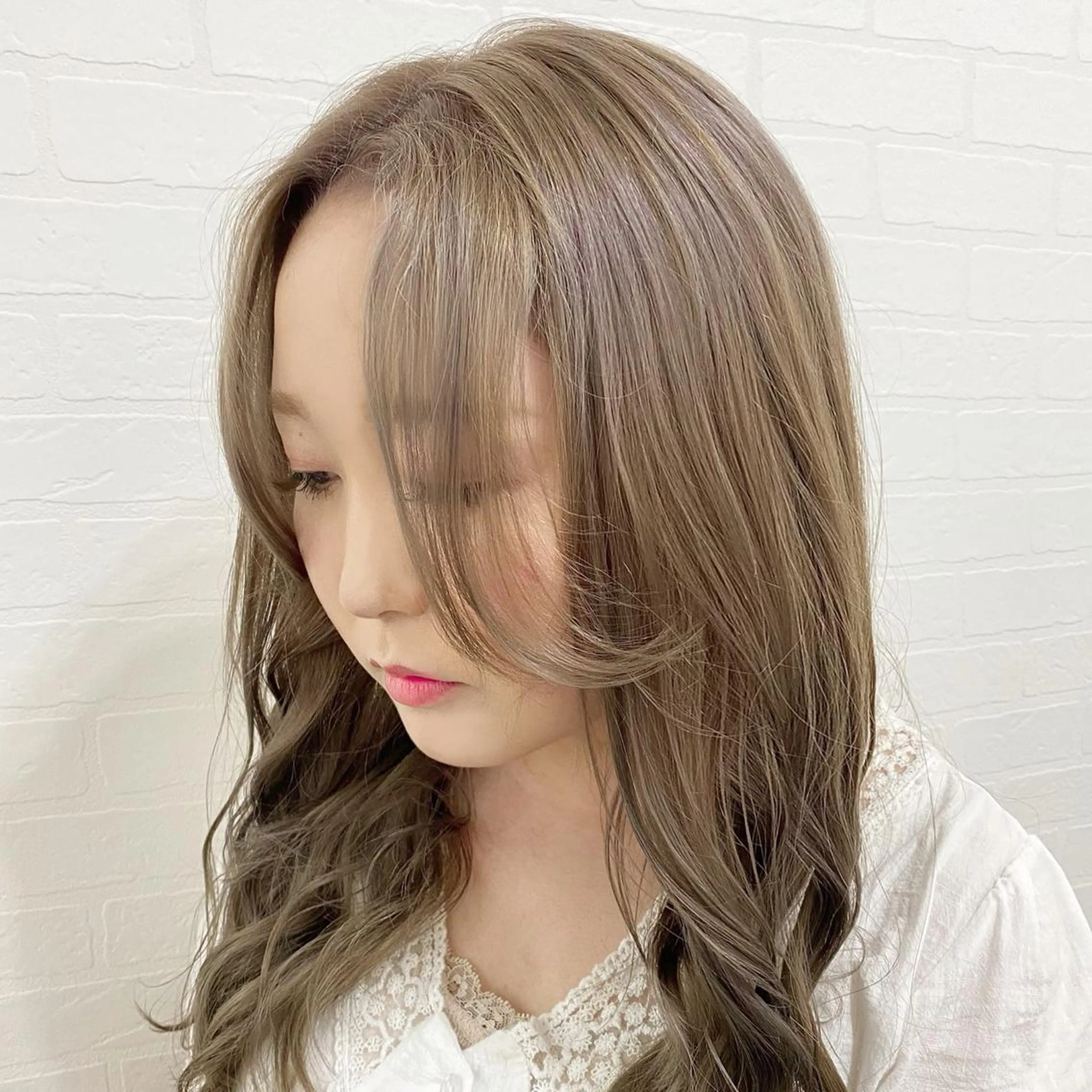 セミロング カラー .. meiのヘアスタイル