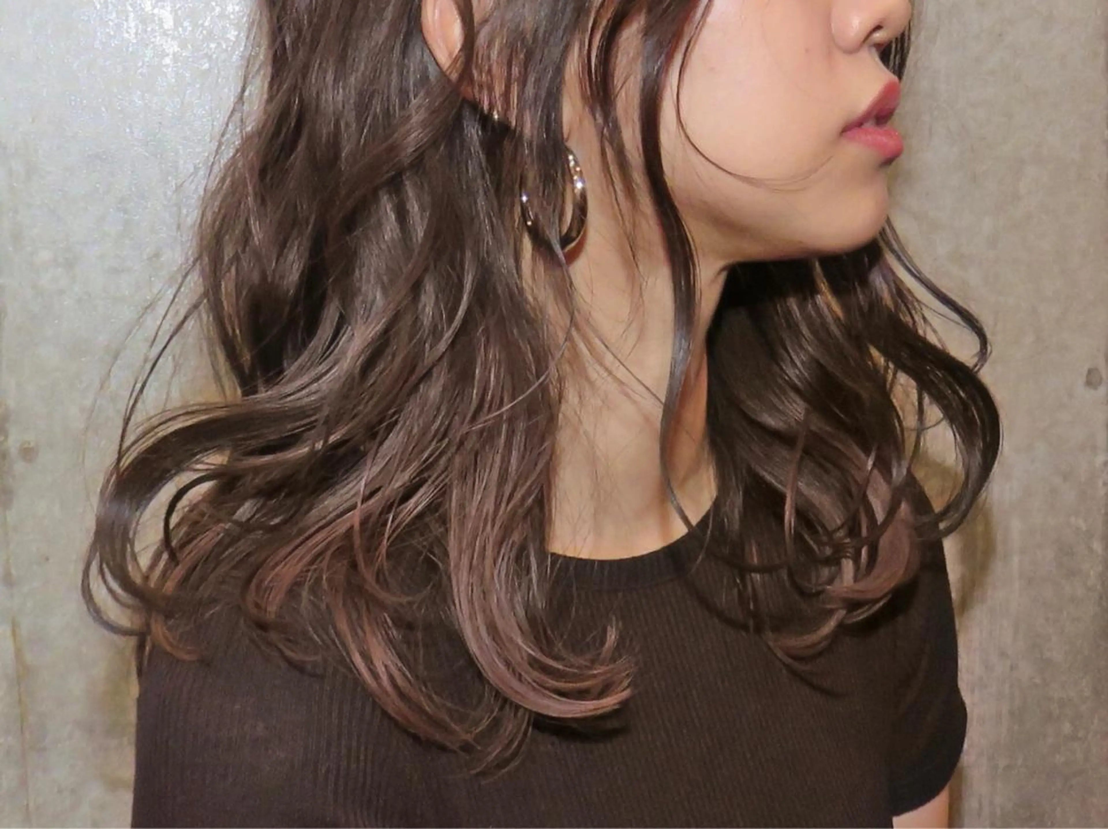 ミディアム カラー 白髪ぼかし×デザイン 🕊️🫧ホウジョウのヘアスタイル