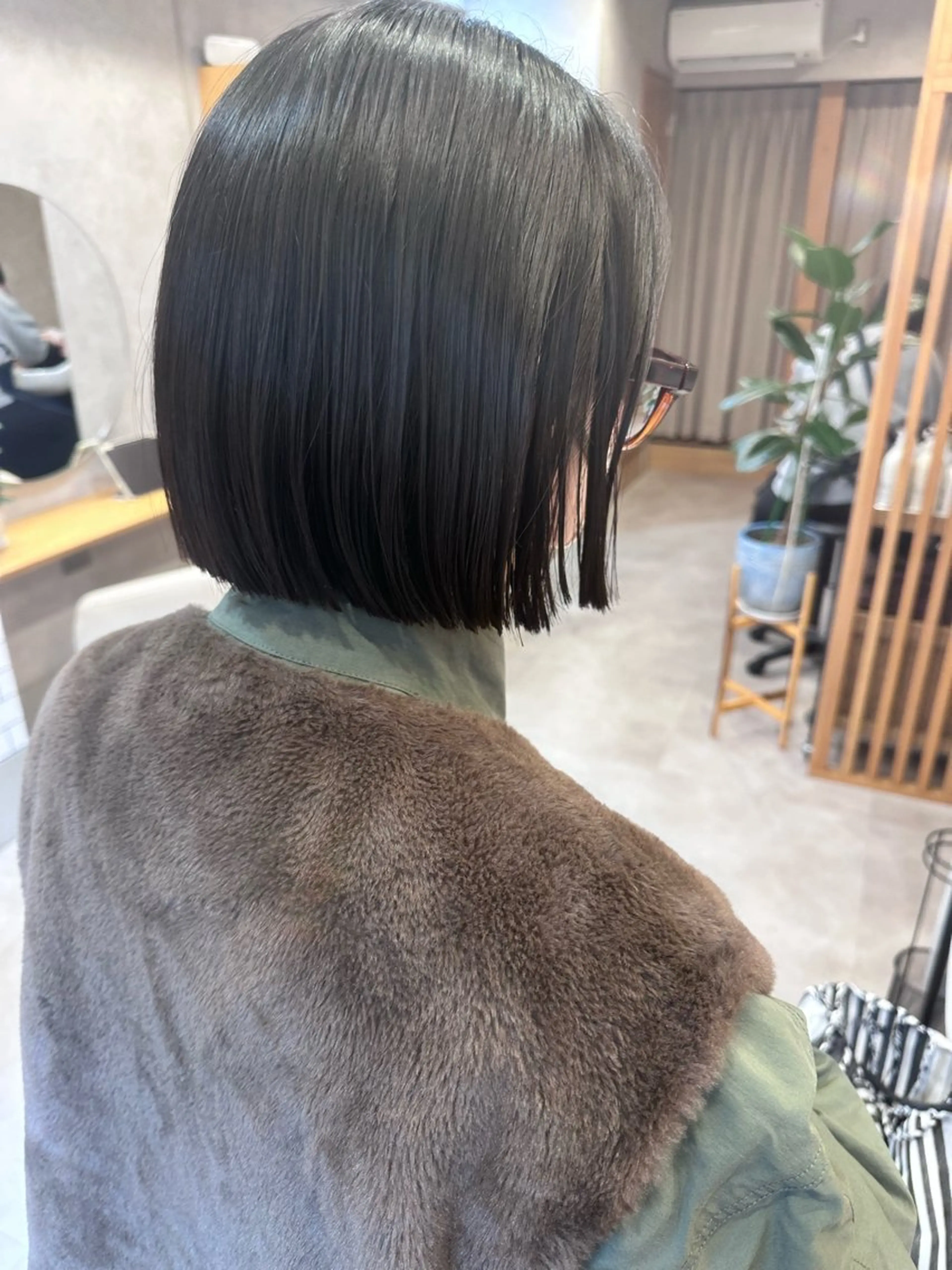 似合わせカット＋ケアカラー(白髪染め可)+ミルボン 3stepトリートメントの写真