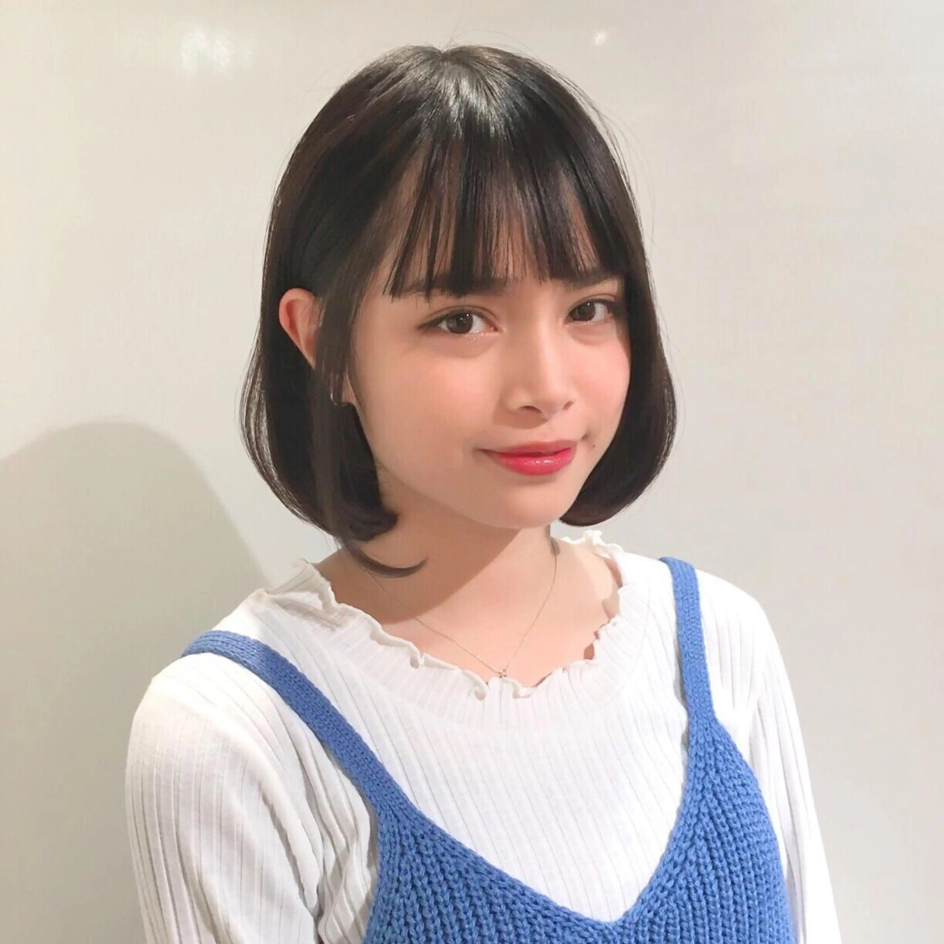 ショート カラー ヘアアレンジ 柔らか垢抜けｶﾗｰと ｶｯﾄ🫧ASUKAのヘアスタイル