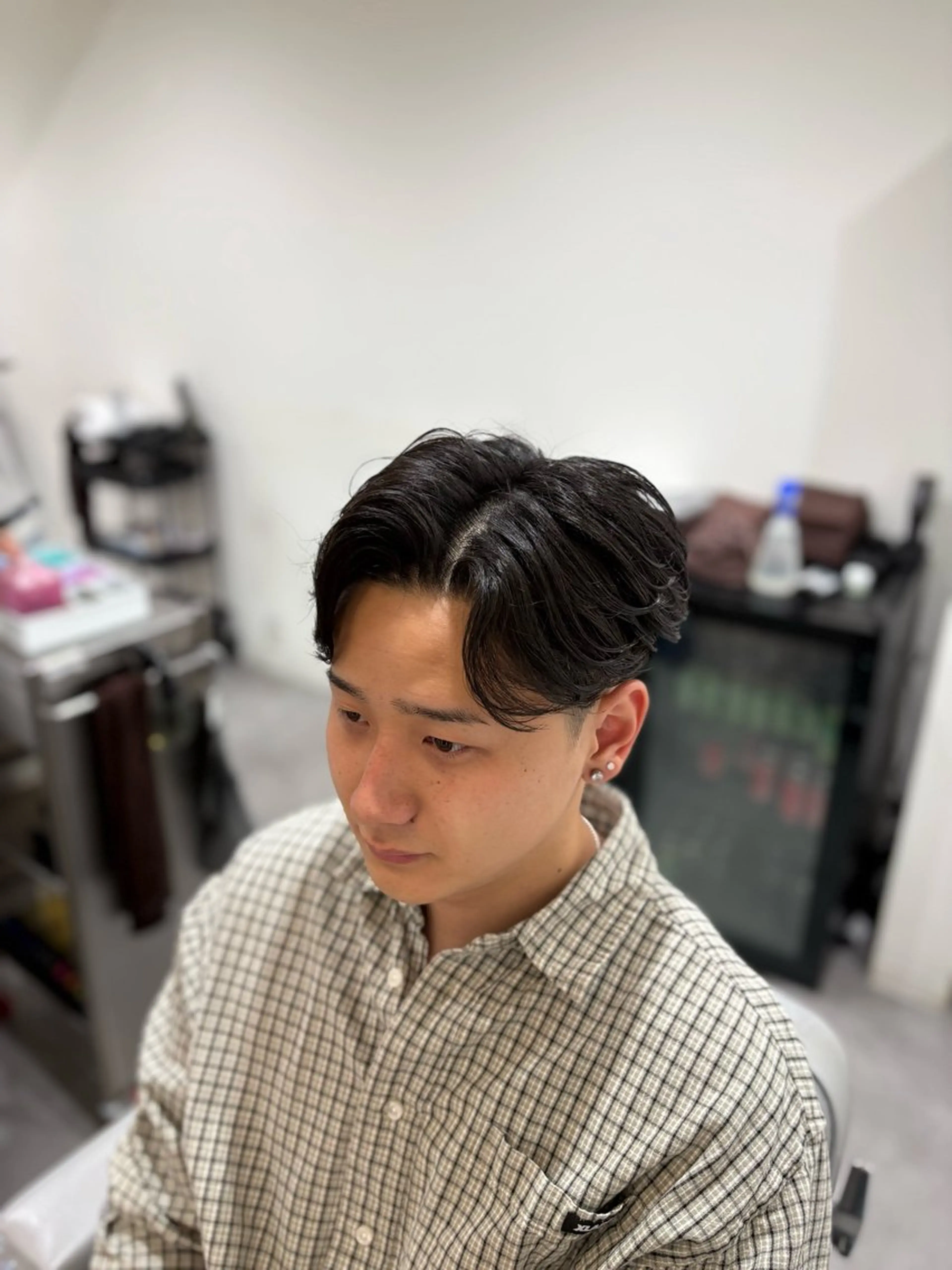 パーマ メンズ フェザーパーマ メンズパーマ カット パーマ 深澤 知樹のヘアスタイル