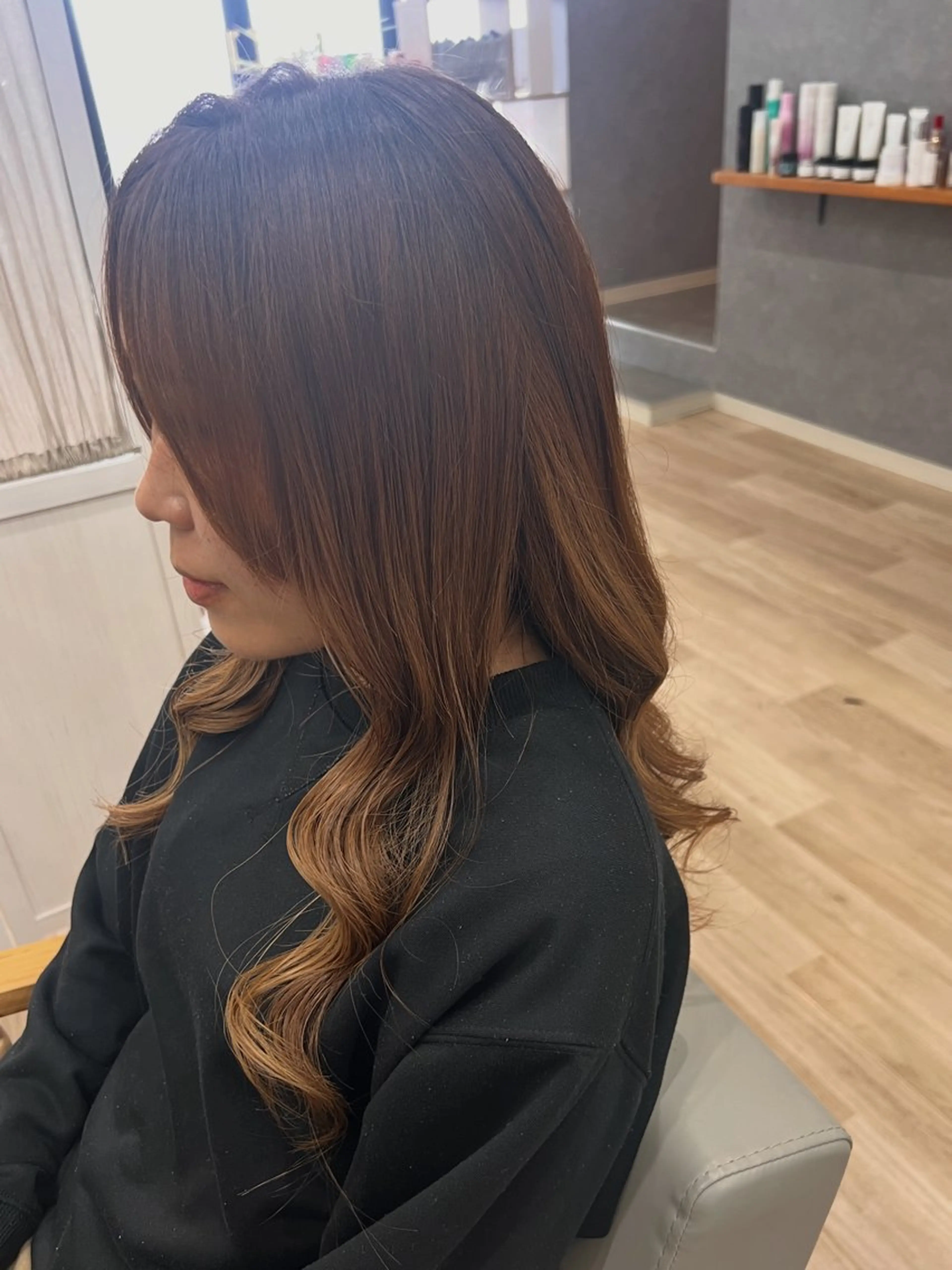 ロング 高橋 優実のヘアスタイル