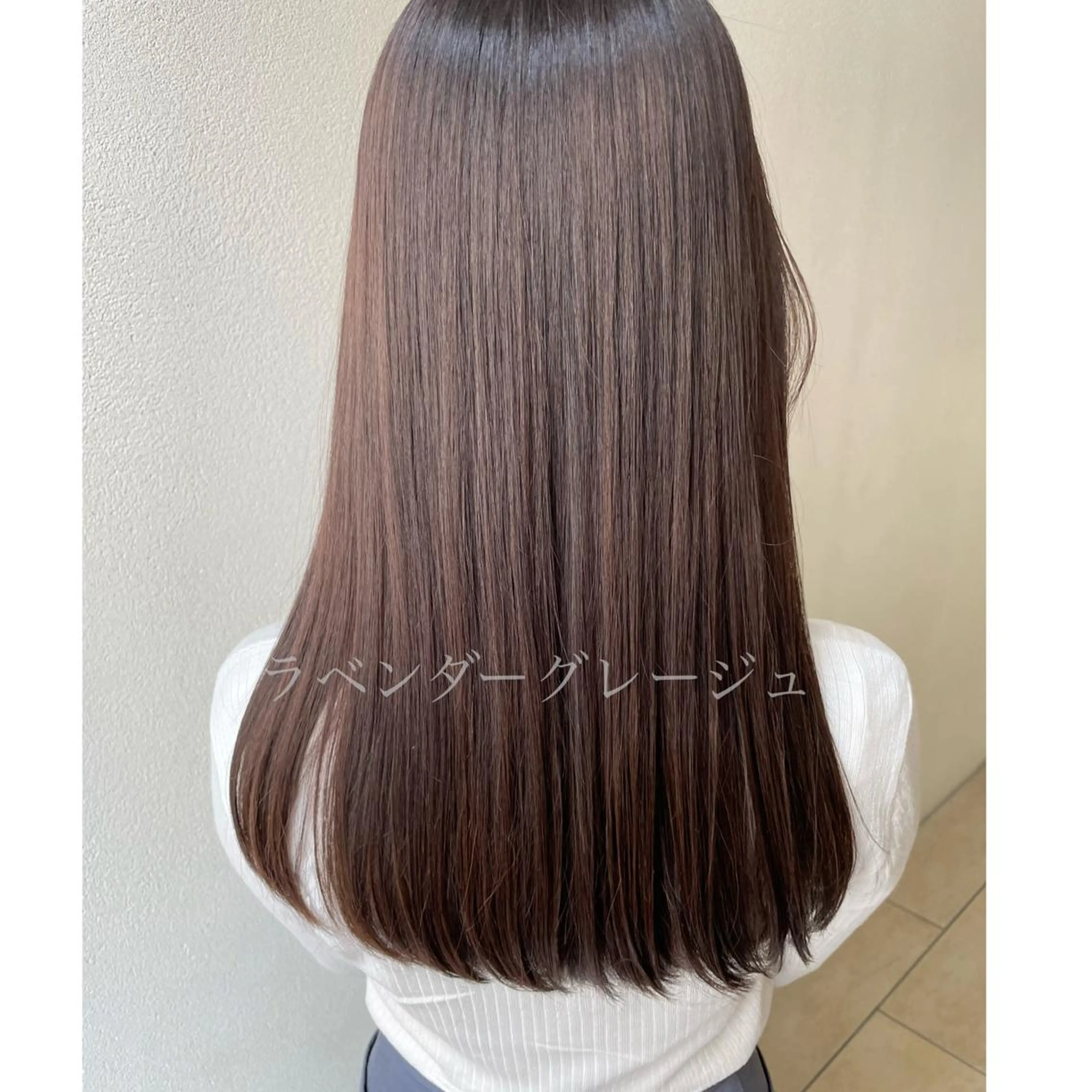 ロング カラー グレージュ ラベンダーカラー ラベンダーグレージュ ラベンダーグレー ヘアカラー 沢田 瞳のヘアスタイル