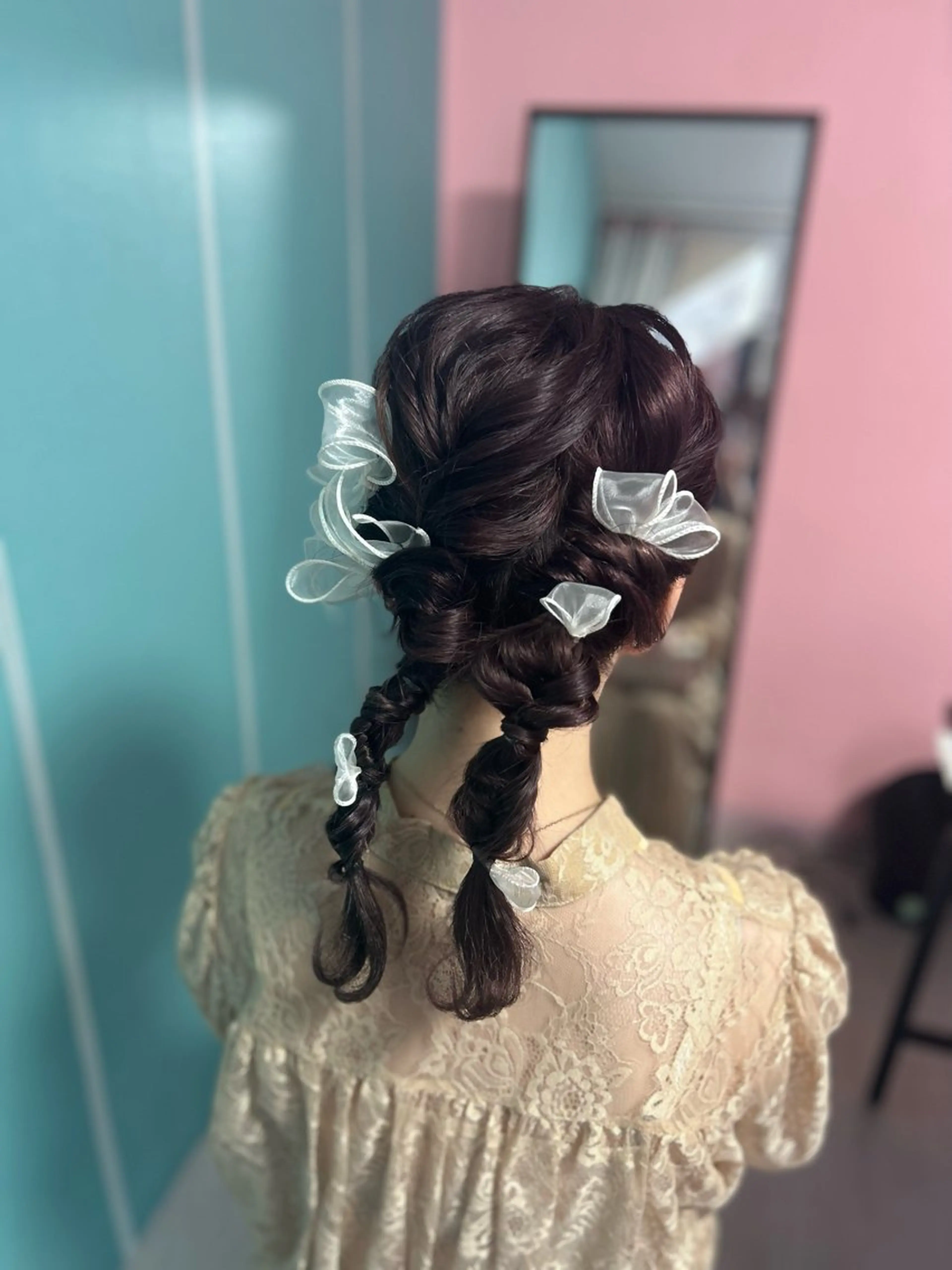 ヘアアレンジ make room Blissのヘアスタイル