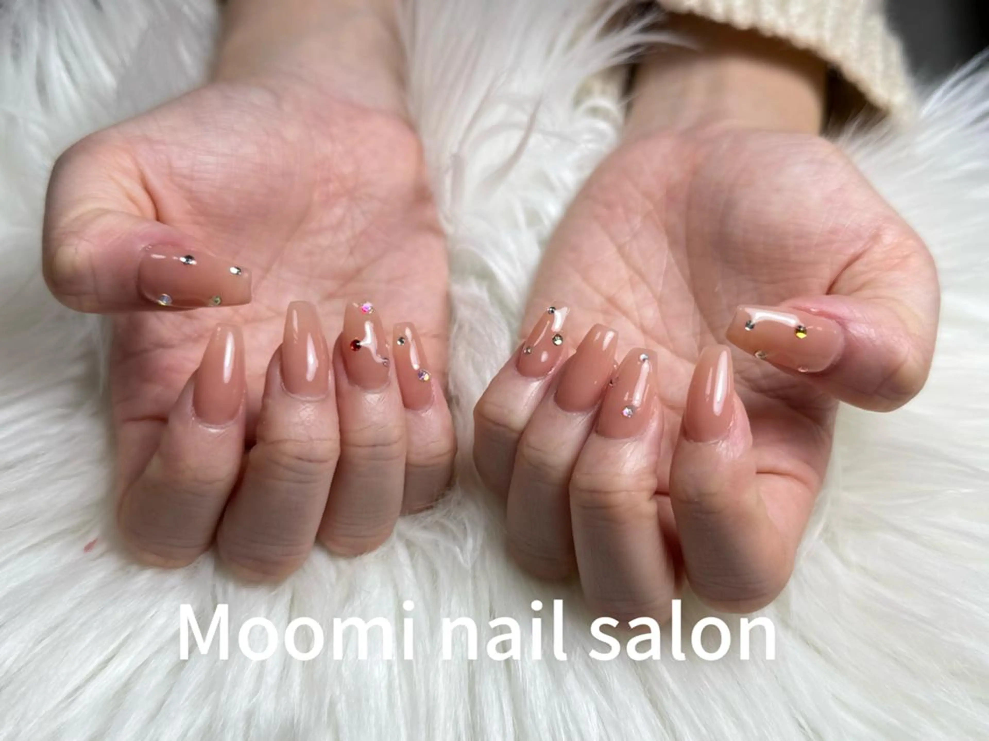 ショート ハンドネイル Moomi nail salonのネイルデザイン