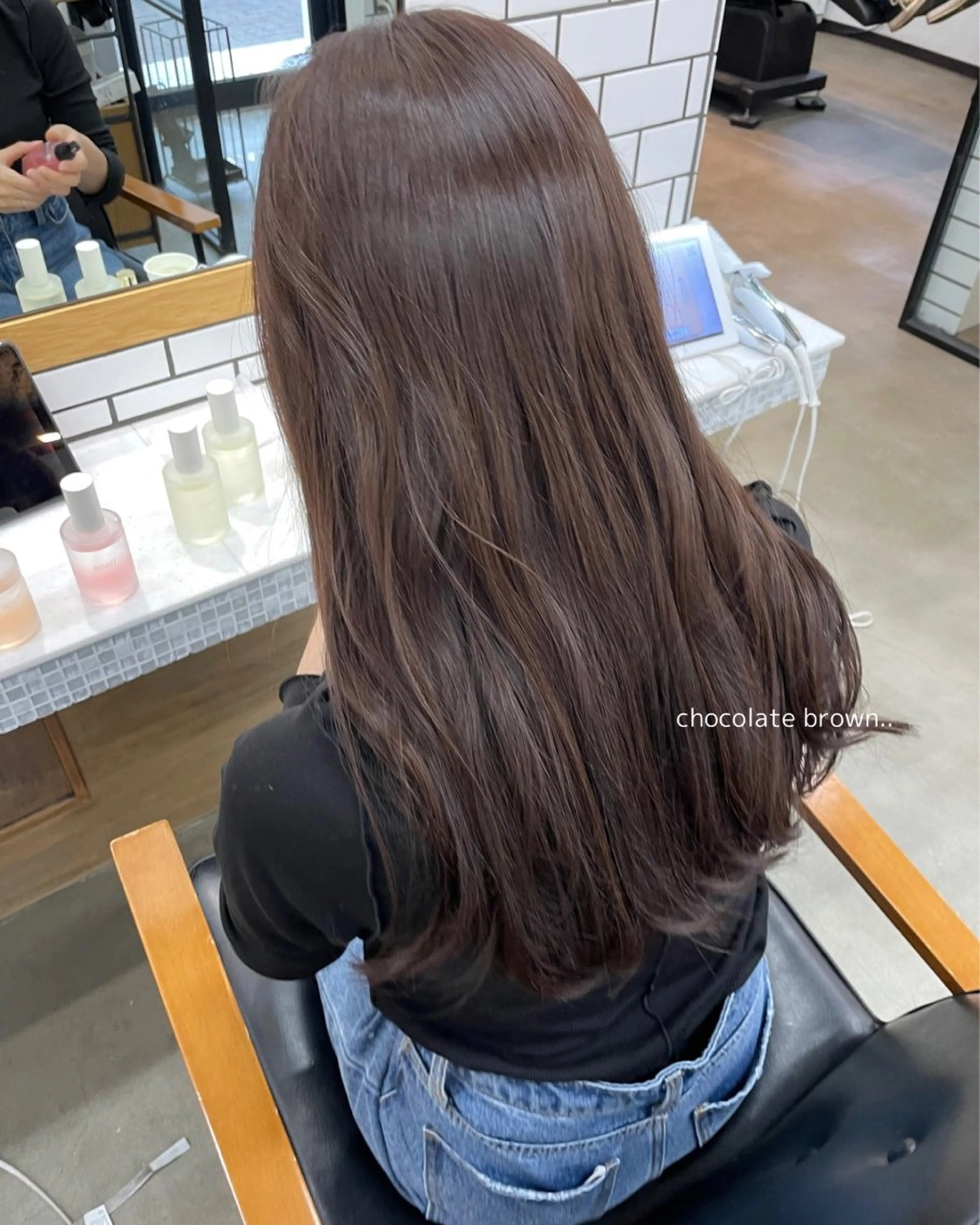 ロング SALOWIN  吉祥寺店所属・くすみベージュカラー 🪻HARUKAのヘアスタイル