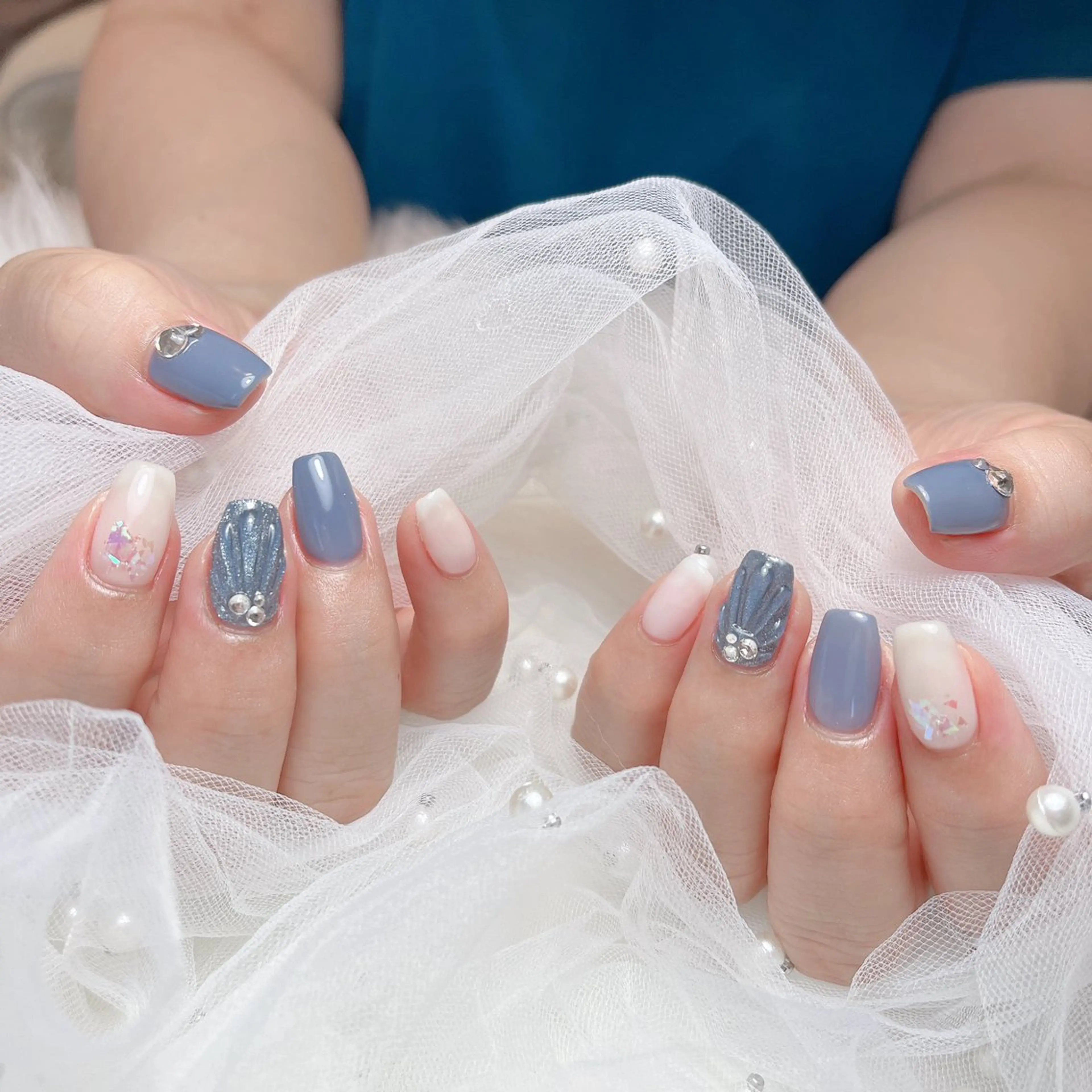 ネイル 児玉 茉緒のネイルデザイン