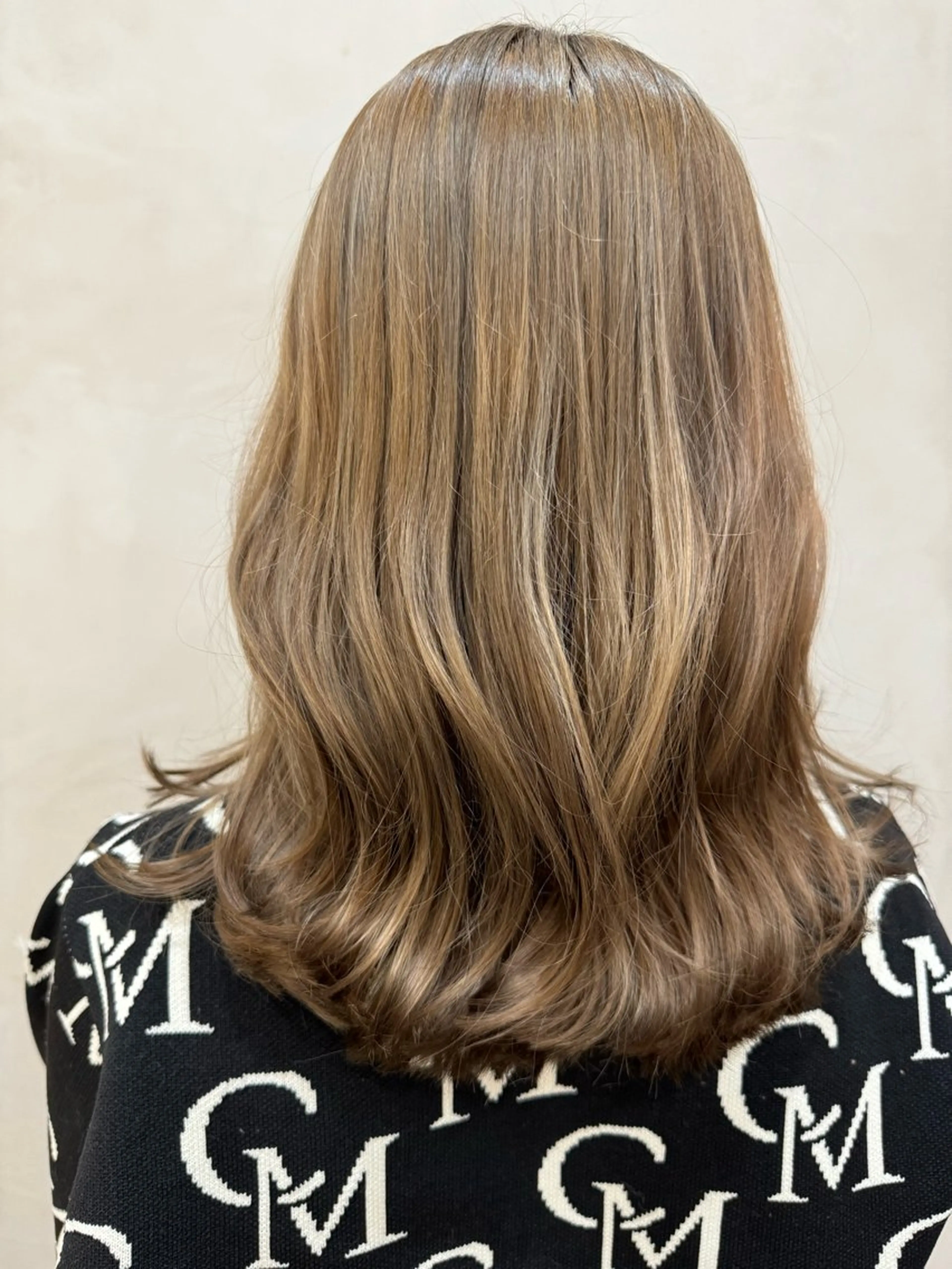 ミディアム カラー カット ヘアカラー トリートメント 矢場町/ダブルカラー /レイヤー/アリサのヘアスタイル