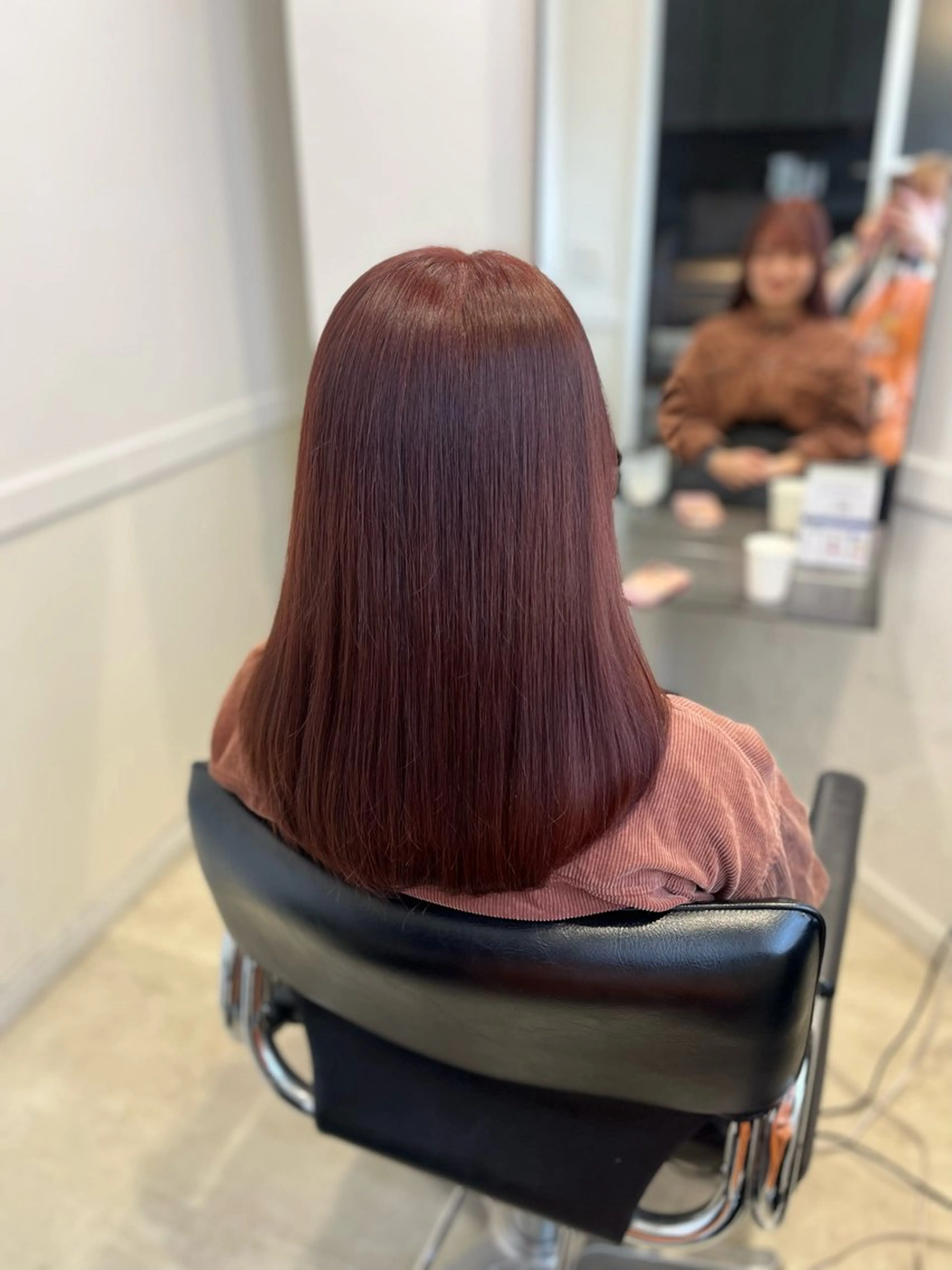 セミロング カラー ブリーチ 透明感カラー ブリーチなしカラー 髪質改善 トリートメント 【ただの天才 🎨】のヘアスタイル