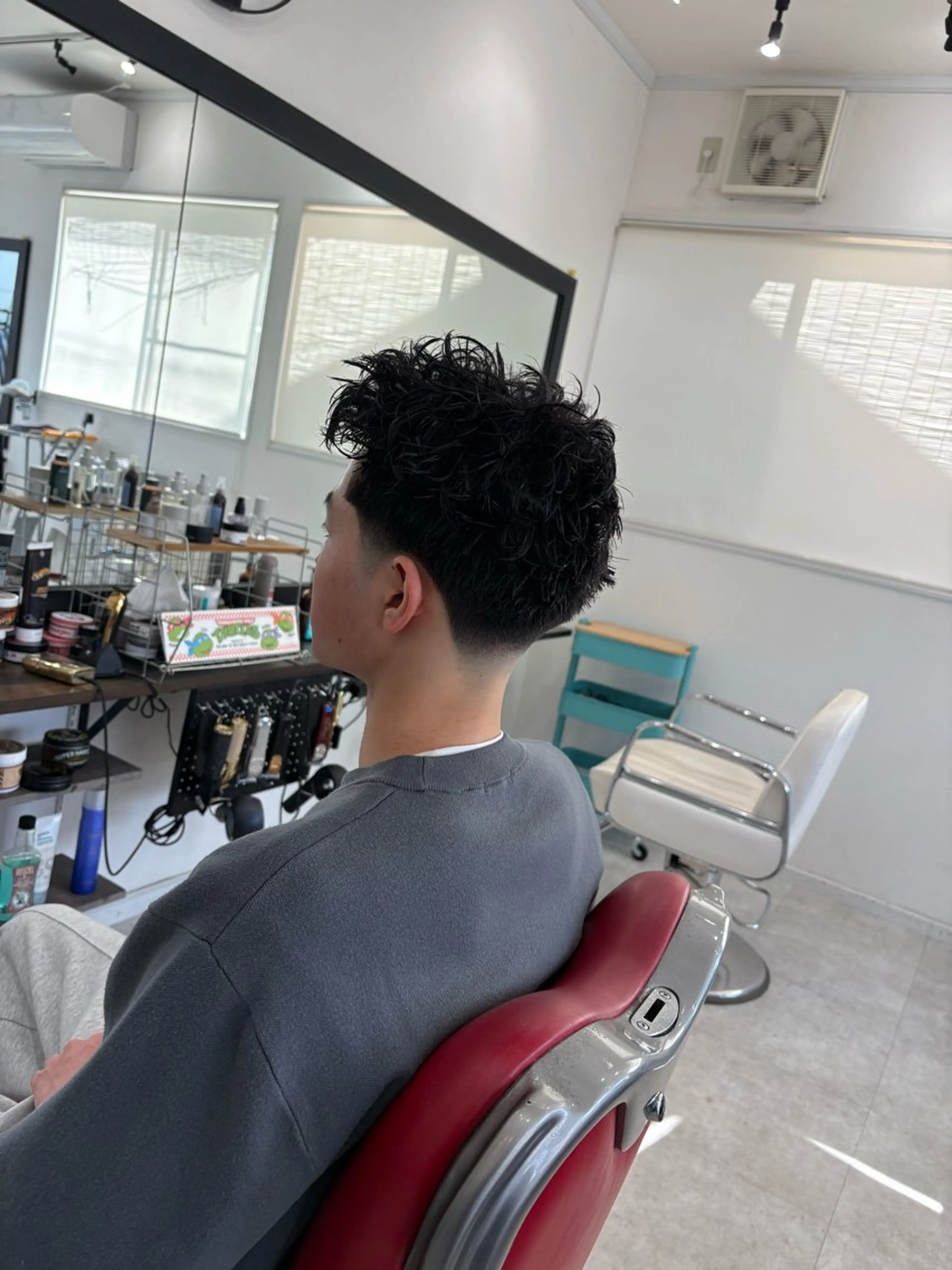 ショート パーマ メンズ カット パーマ 本間 颯太のヘアスタイル